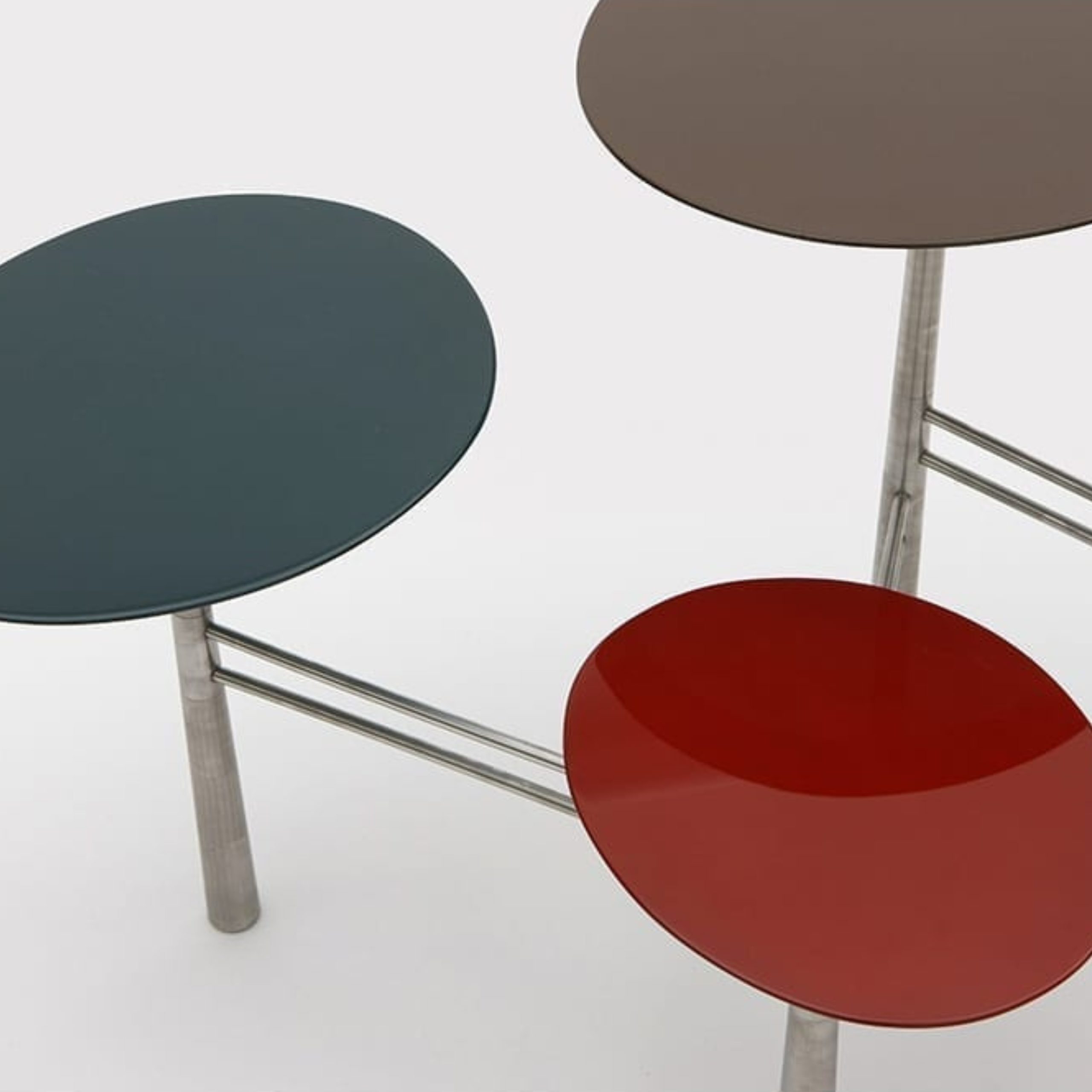 InvisibleCollection_NadaDebs_PebbleCoffeeTableTapisD'orient_Hover