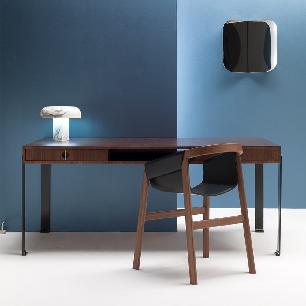 The Invisible Collection Dartagnan Chair David Haymann Walnut Noyer Chêne Oak Leather Cuir
