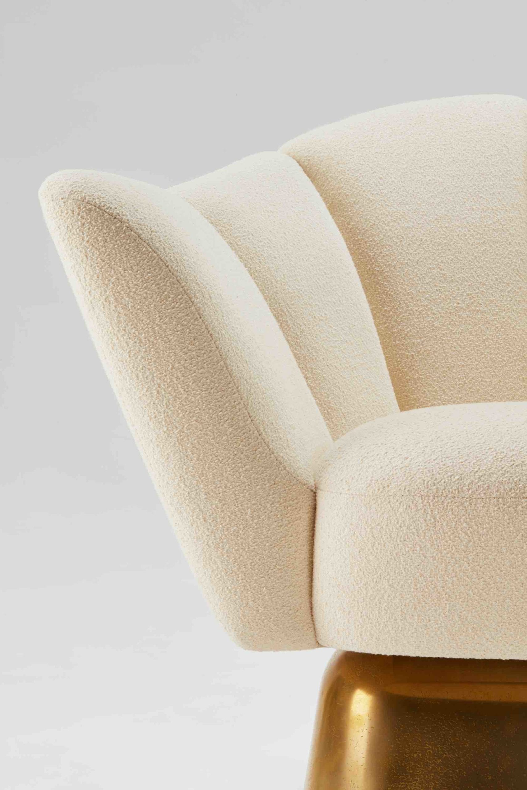 Armchair Welcome Back by Damien Langlois-Meurinne DLM- The Invisible Collection