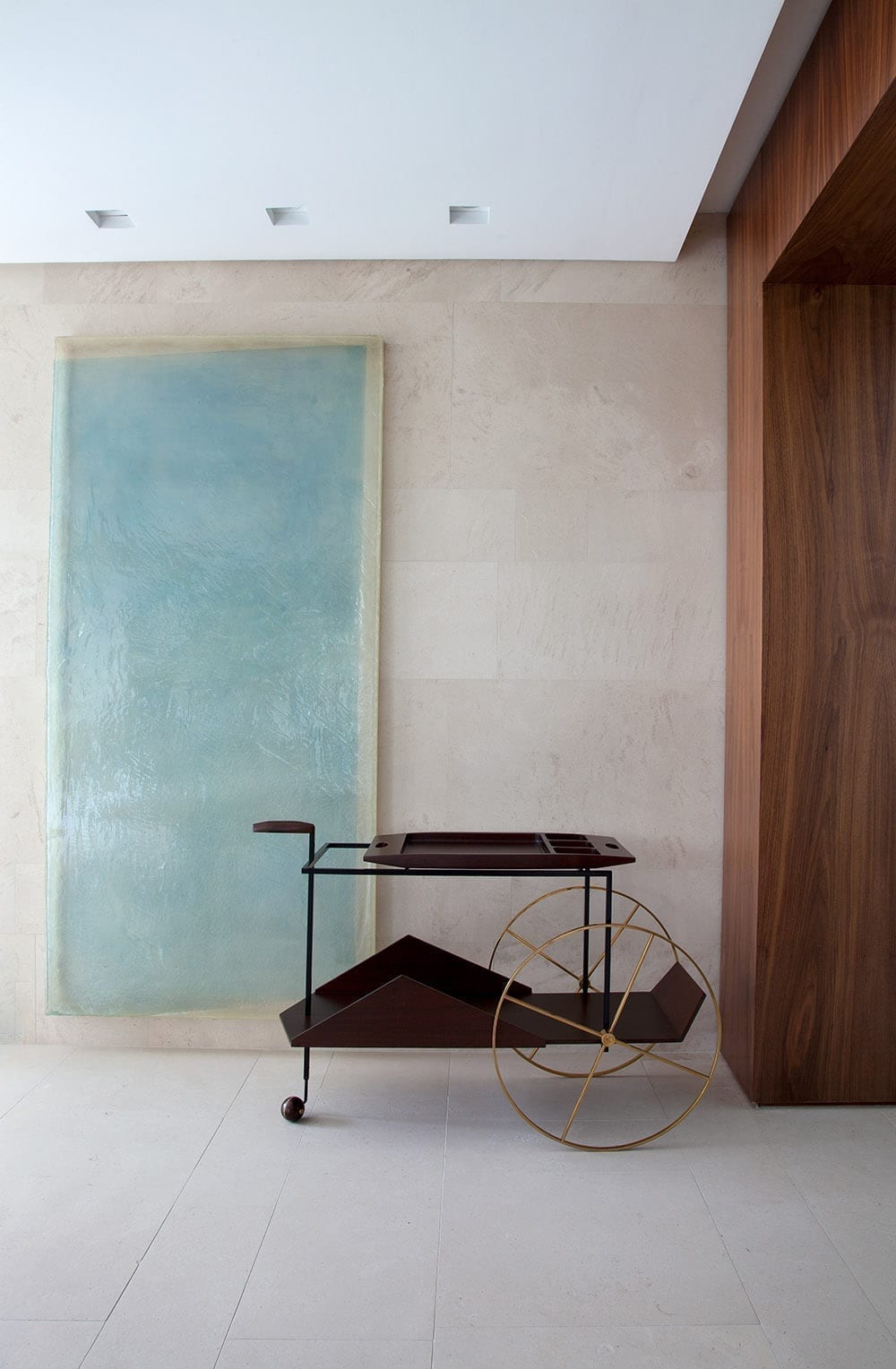 TheInvisibleCollection_ETEL_Jorge_Zalszupin_Meuble_Bar_Roulant_JZ