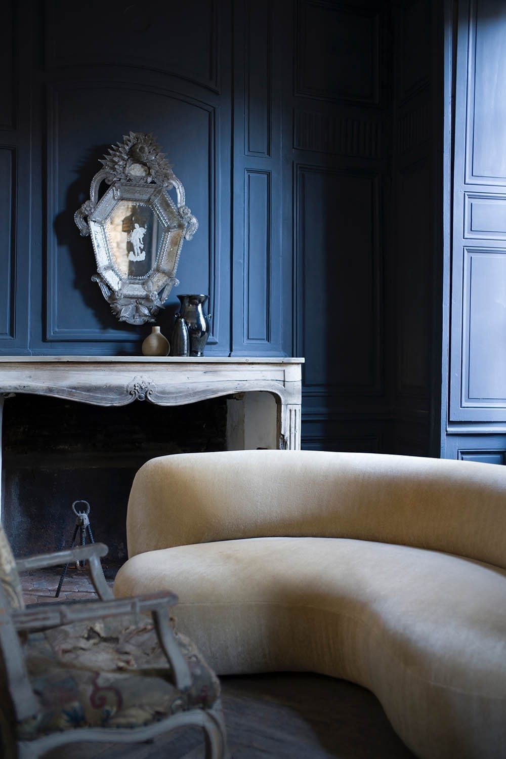 TheInvisibleCollection_PierreAugustinRose_190_Sofa