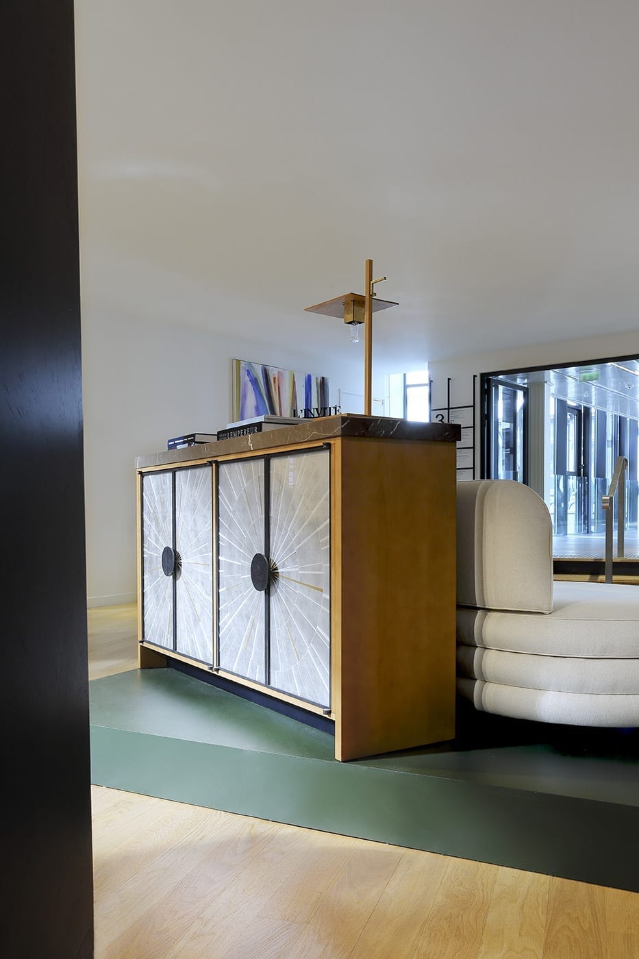 Iris buffet by CSLB Studio - The Invisible Collection