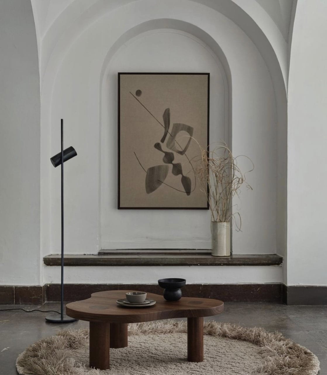LouiseLiljencrantz_Veermakers_WalnutMiniCloudTable_insitu_2