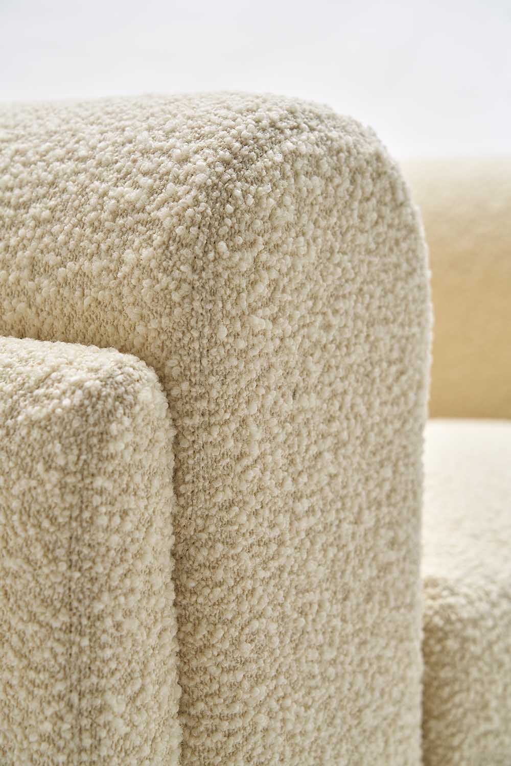 TheInvisibleCollection_CharlotteBiltgen_Armchair_Eileen12