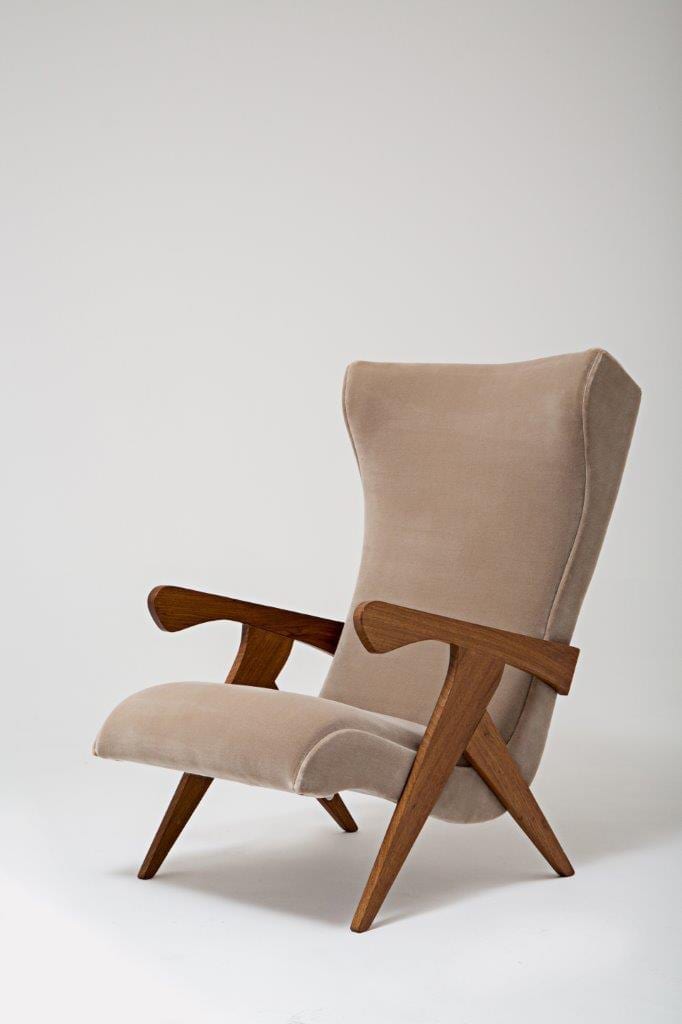 TheInvisibleCollection_ETEL_Armchair_Cuca5