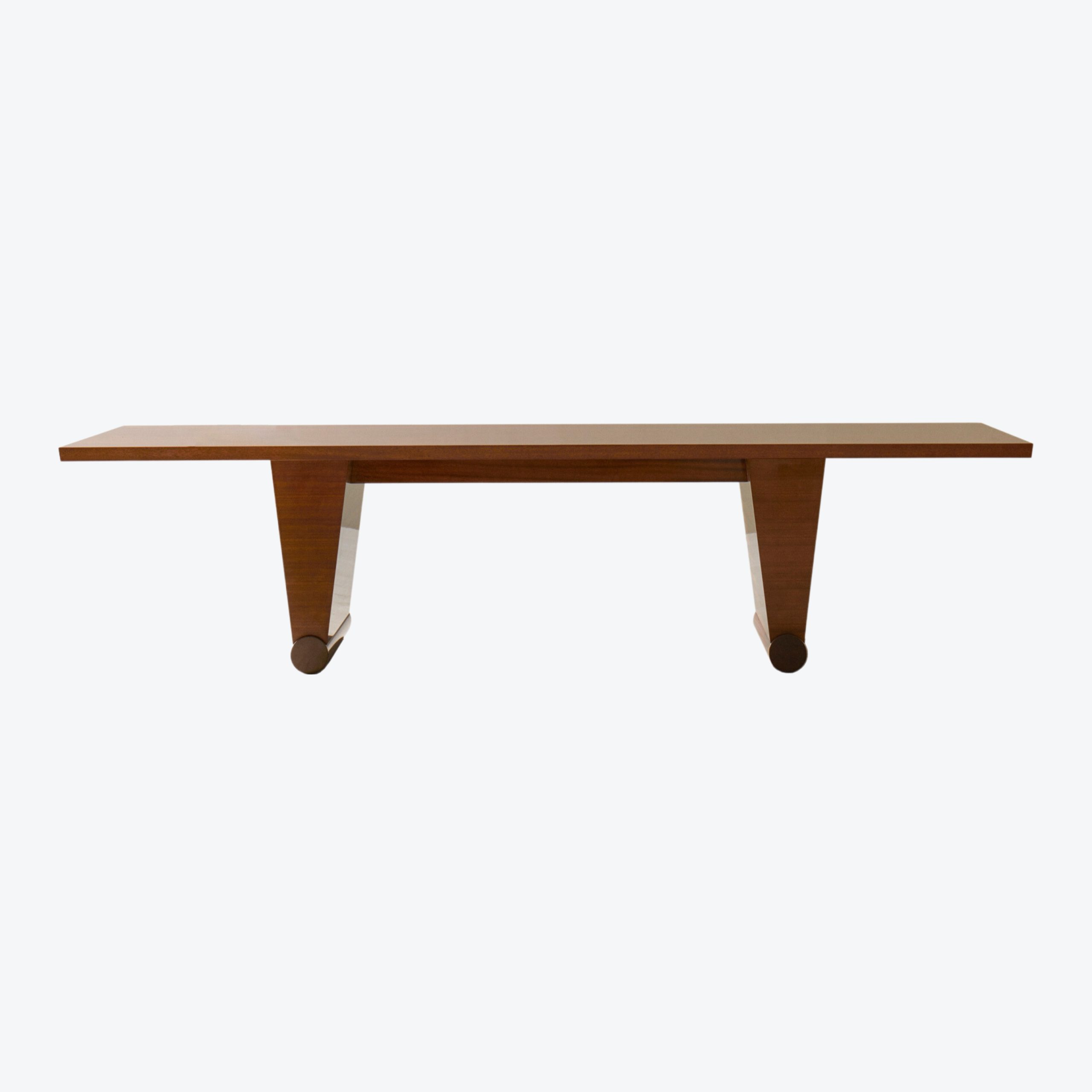 Mar Dining Table