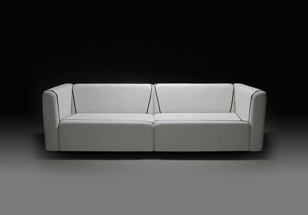 The_Invisible_Collection_Ecart_Laurent_Nicolas_Canape_1