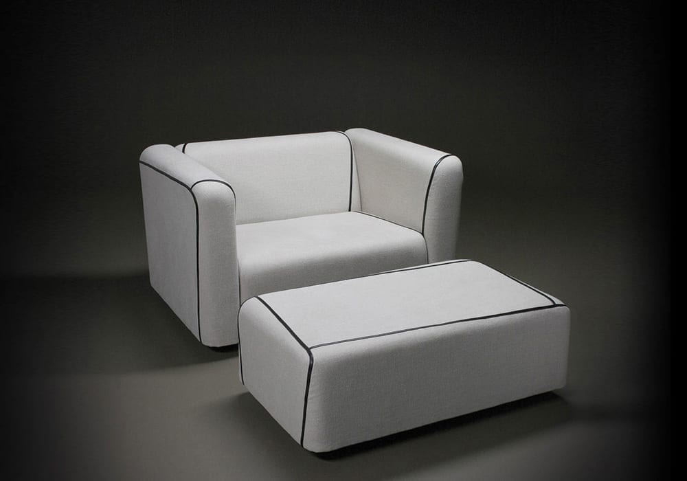 The_Invisible_Collection_Ecart_Laurent_Nicolas_Fauteuil
