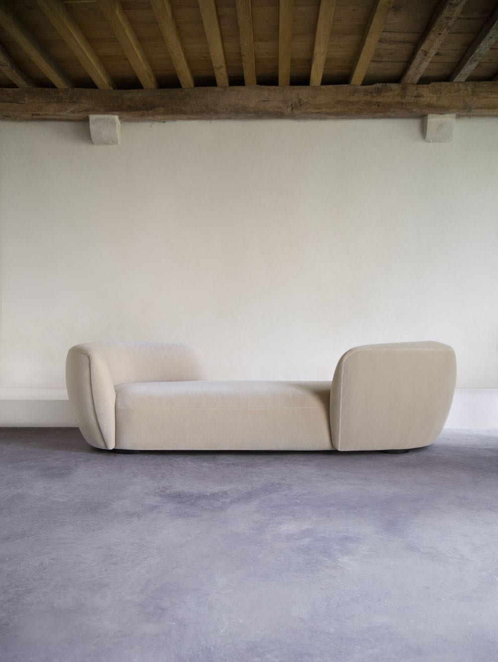TheInvisibleCollection_PierreAugustinRose_ConfidentSofa5