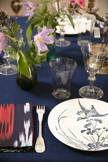 5The Invisible Collection Diner En Ville Box Three