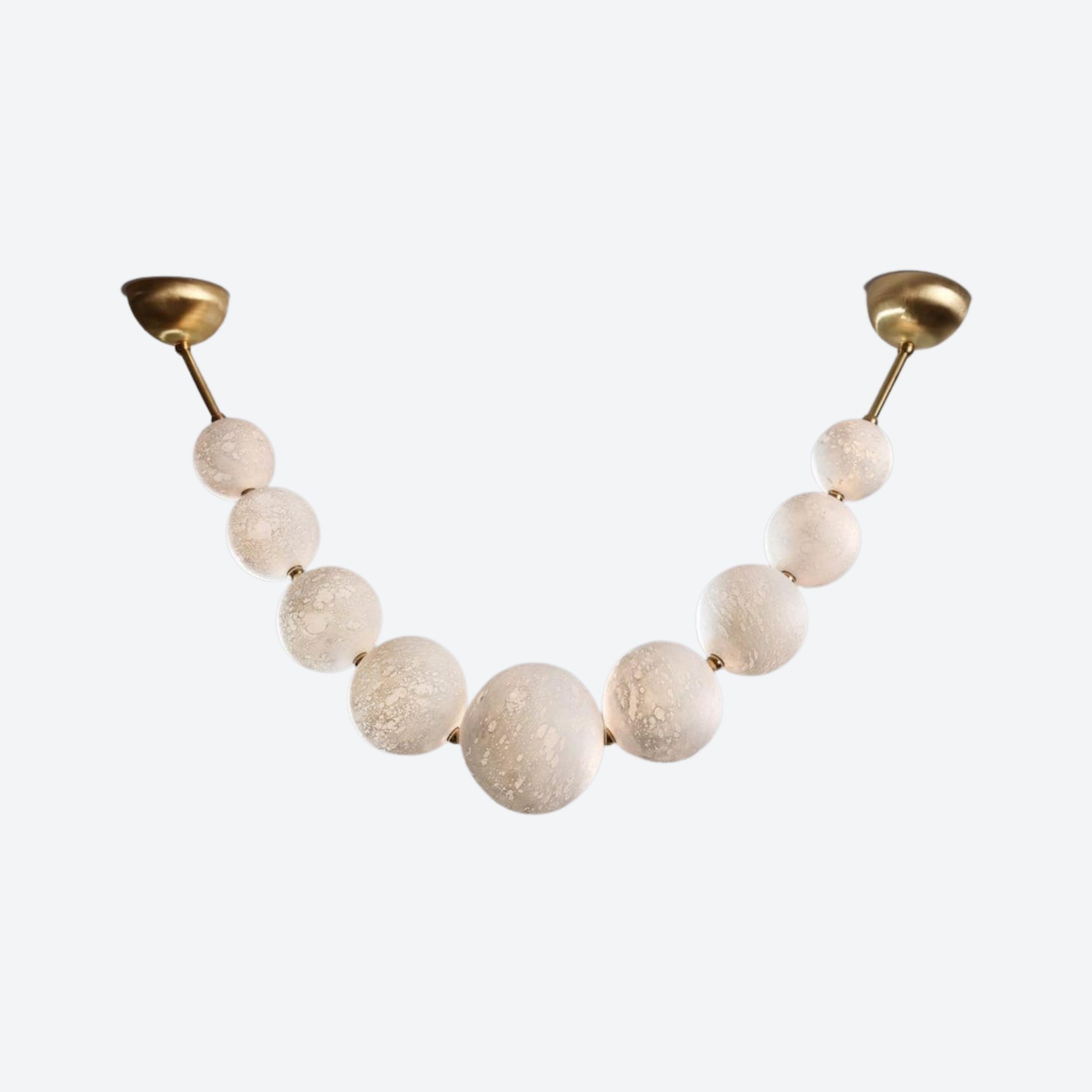 Collier de Lunes Chandelier