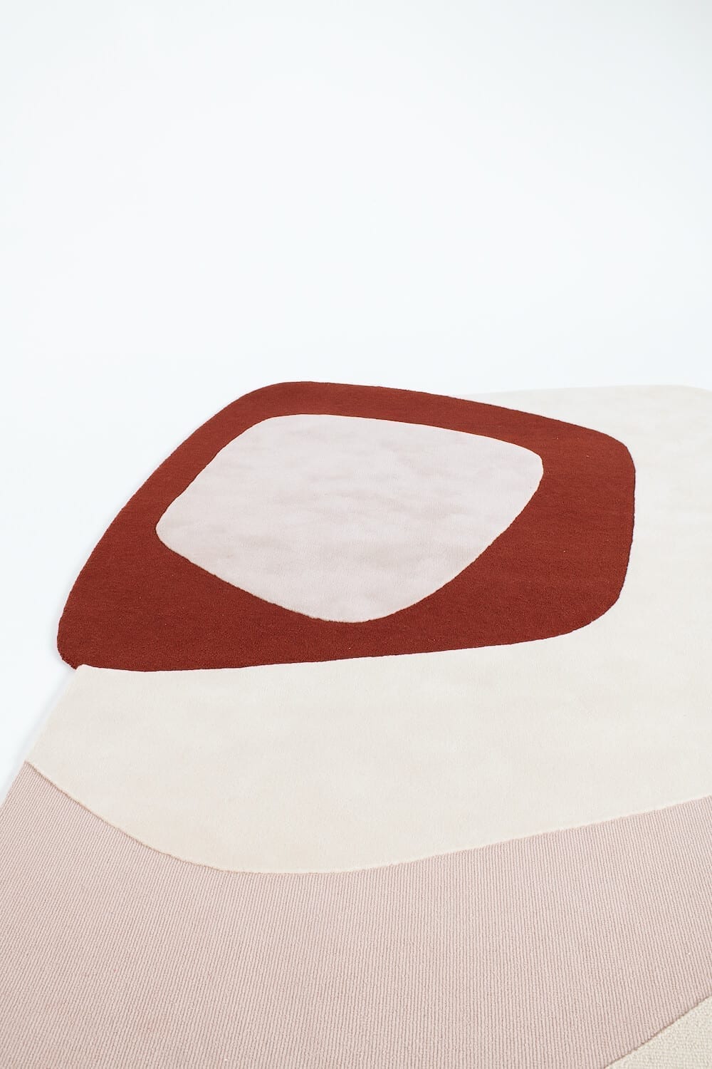 TheInvisibleCollection_LeBerreVevaud_SelmanRug_3