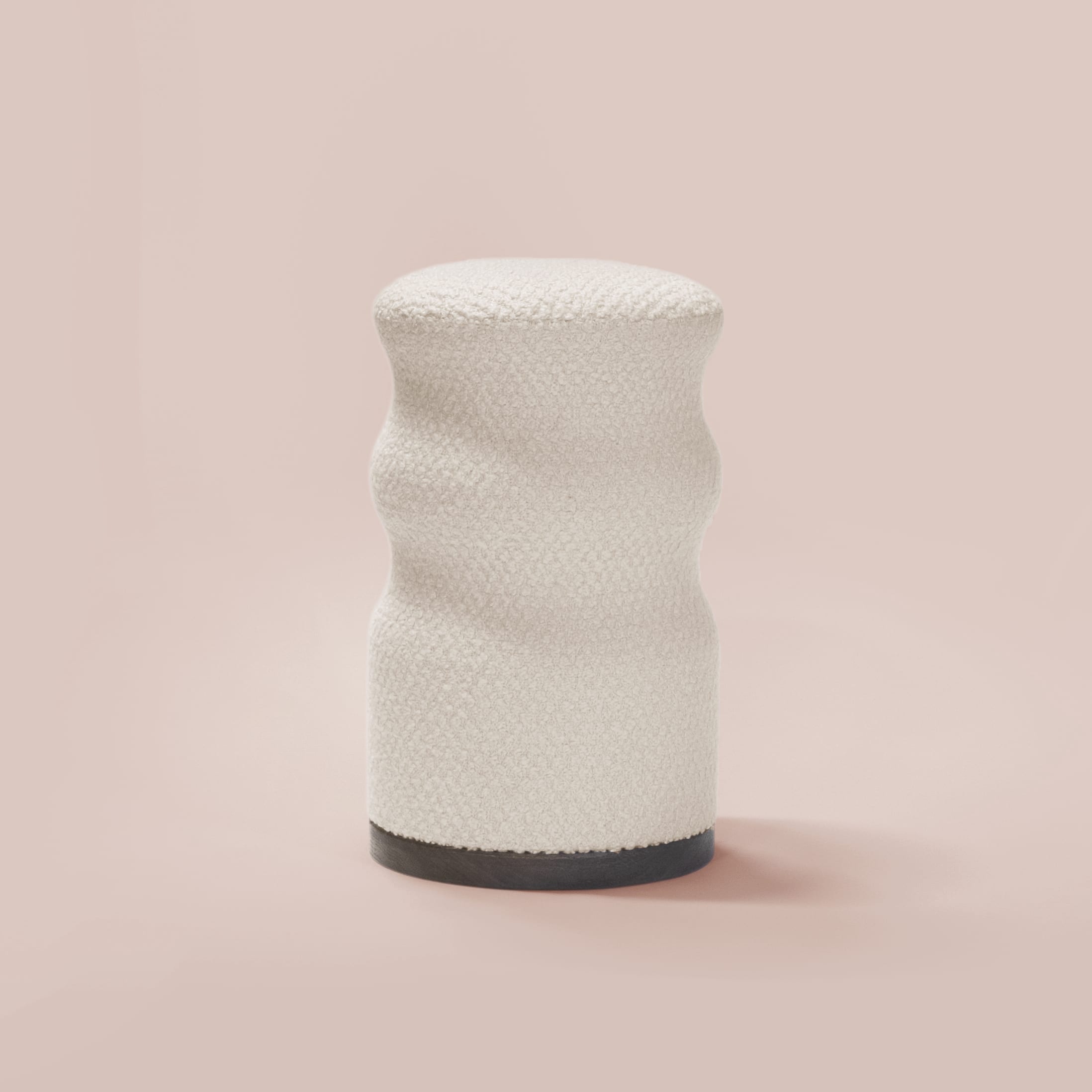 TheInvisibleCollection_FrancescoBalzano_LouiseStool_1_hover
