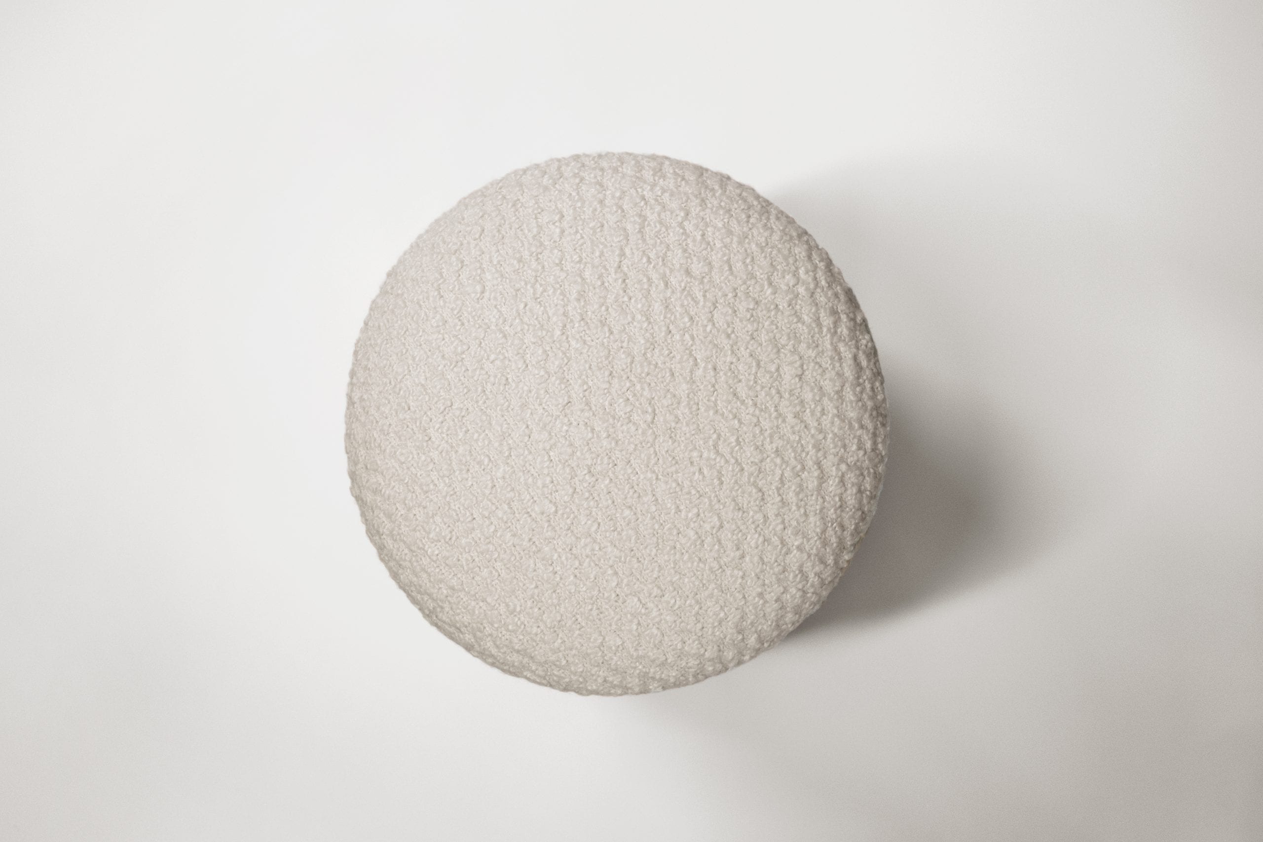 TheInvisibleCollection_FrancescoBalzano_LouiseStool_3-ivoire-HD