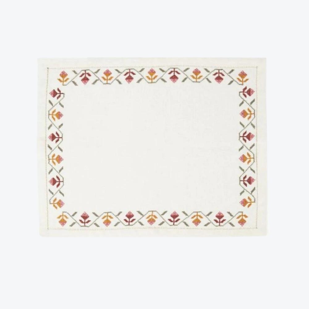 Rose Bud Placemat