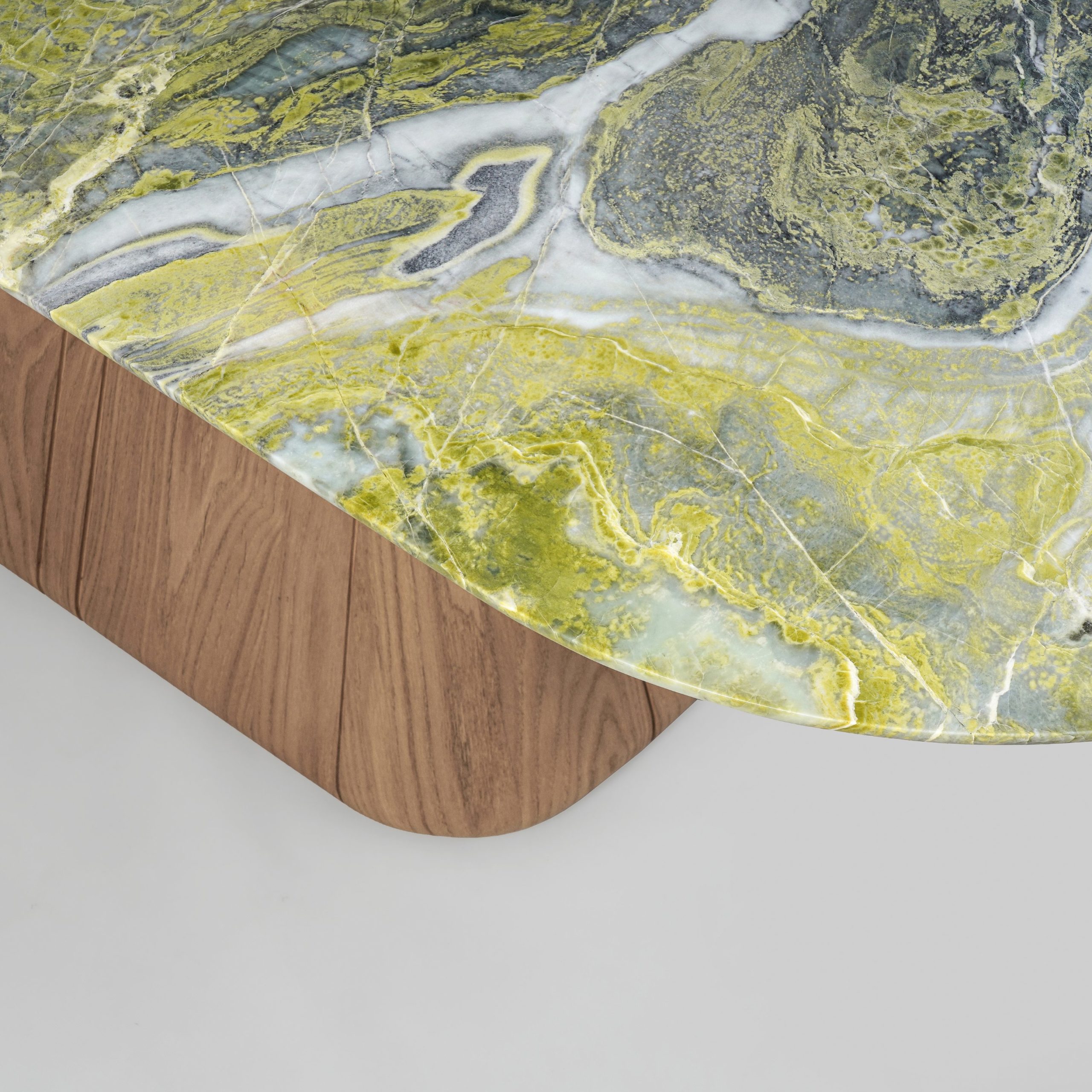 InvisibleCollection_AtelierPendhapa_UdukkaiDiningTableMarble_Hover