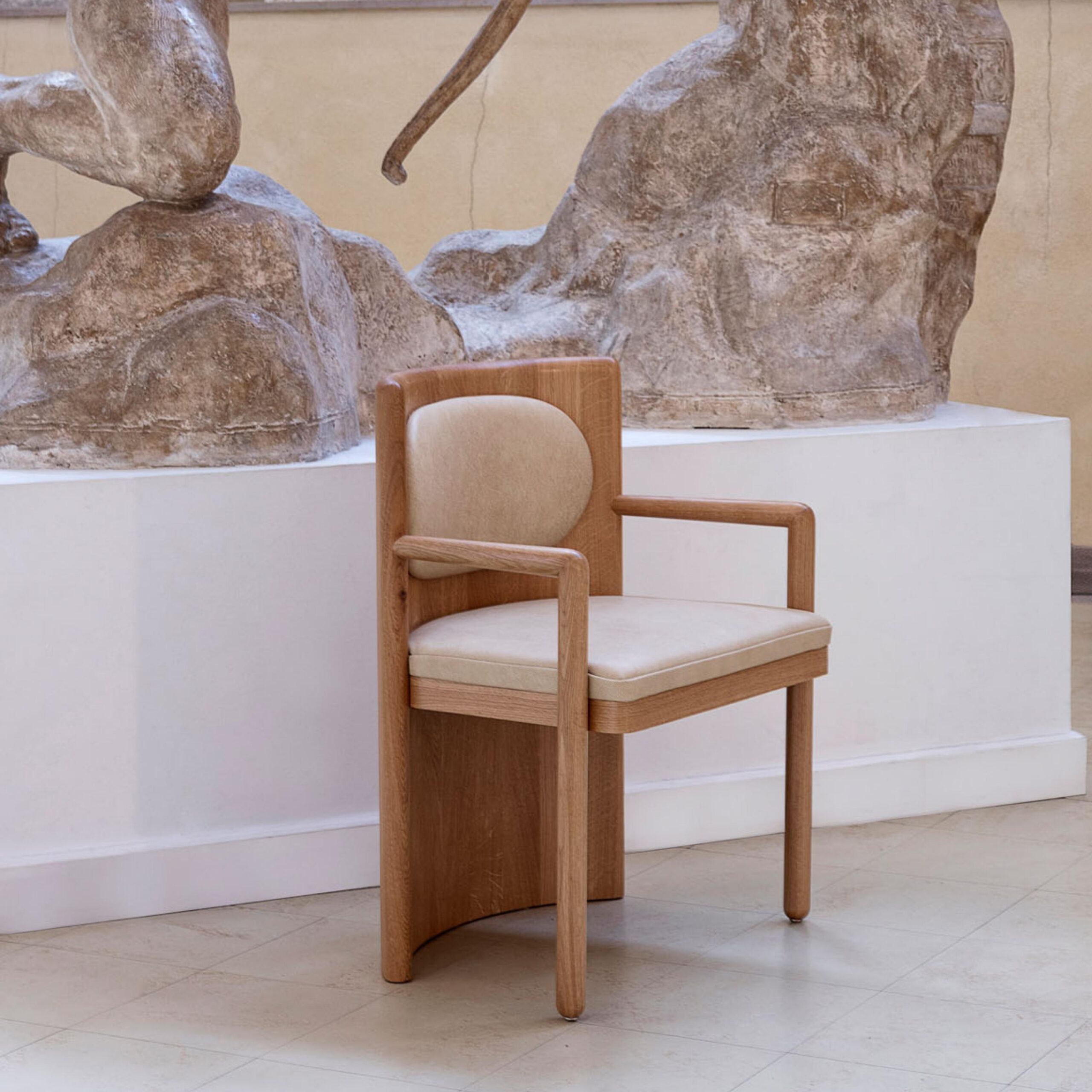 TheInvisibleCollection_PierreAugustinRose_ArborChair_Hover