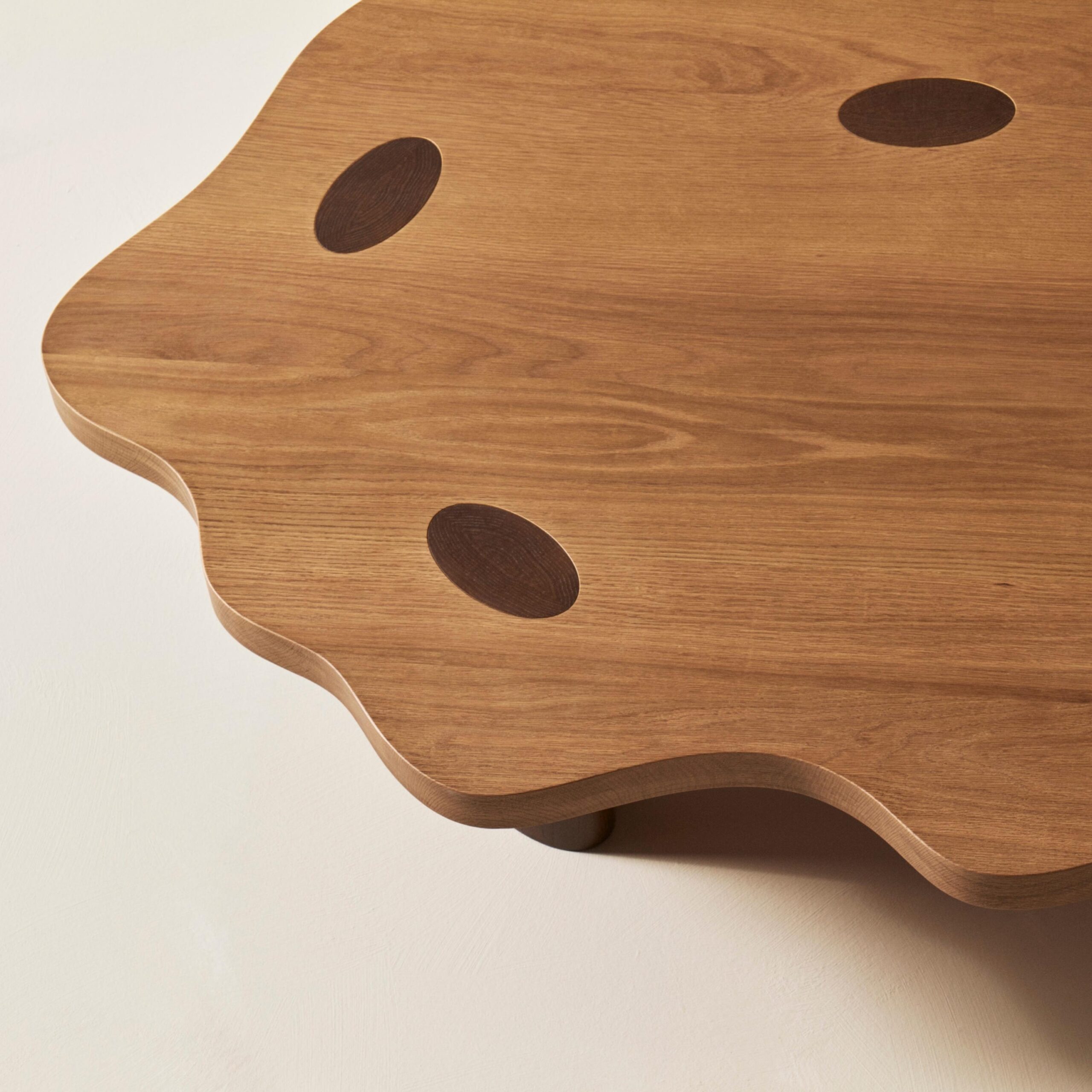 TheInvisibleCollection_LouiseLiljencrantz_Cloud Table Oak Classic_Hover