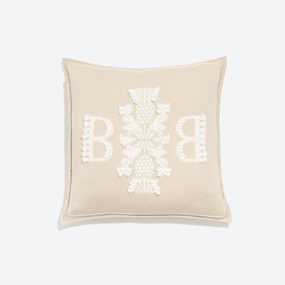 Cashmere Cushion Shore & Niveous