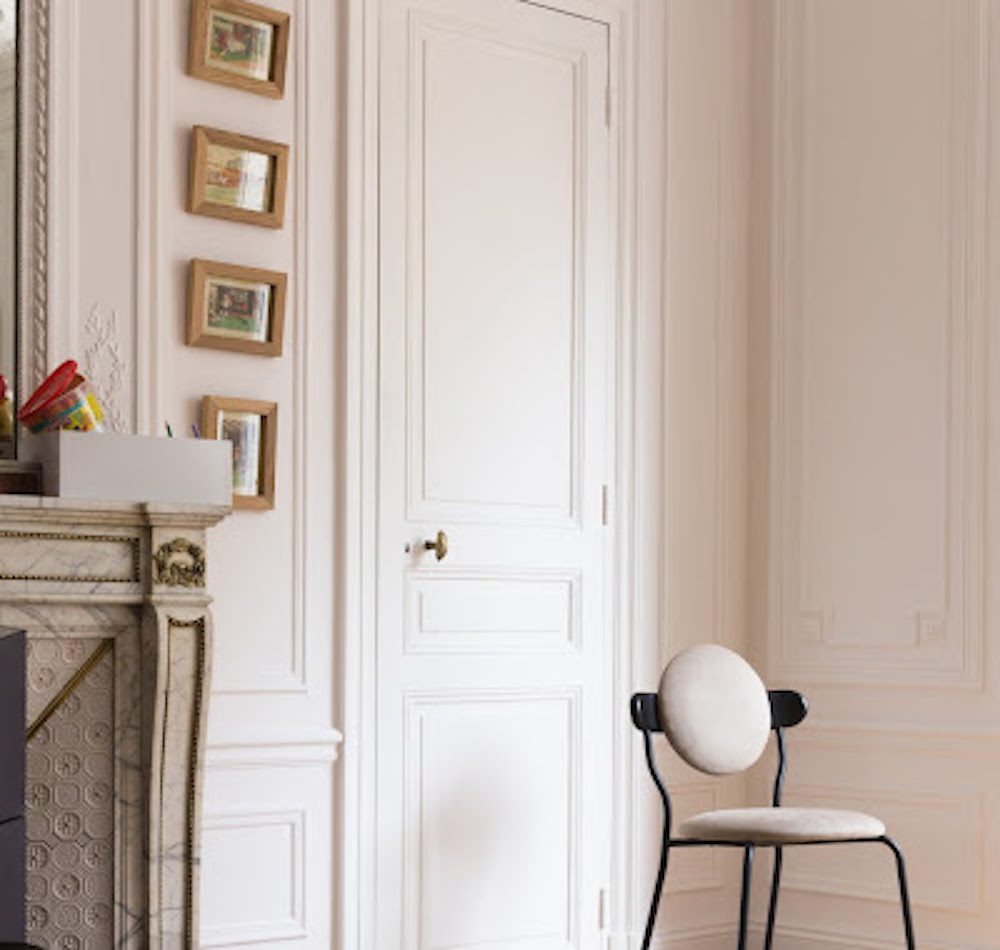 TheInvisibleCollection_LaChance_PlanetChair_21
