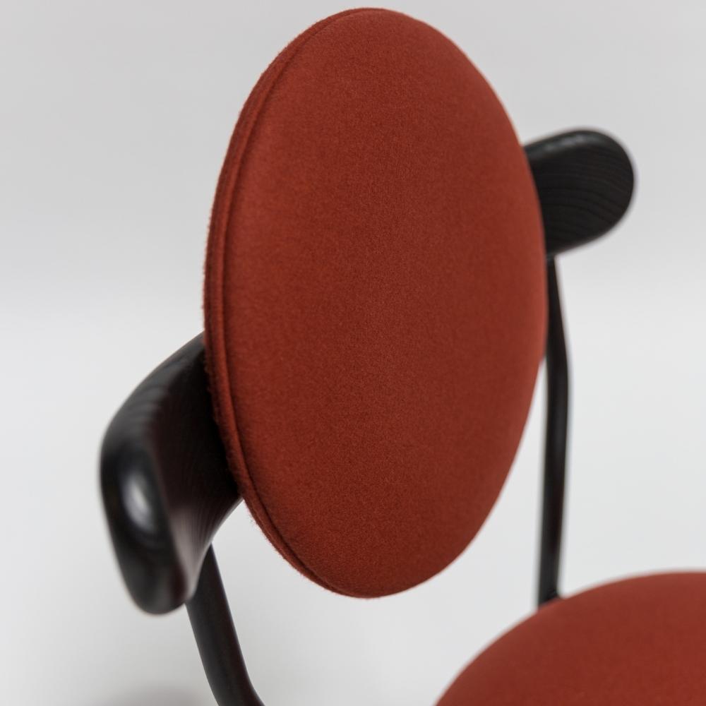 TheInvisibleCollection_LaChance_PlanetChair_23