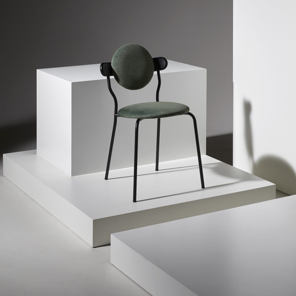 TheInvisibleCollection_LaChance_PlanetChair_4