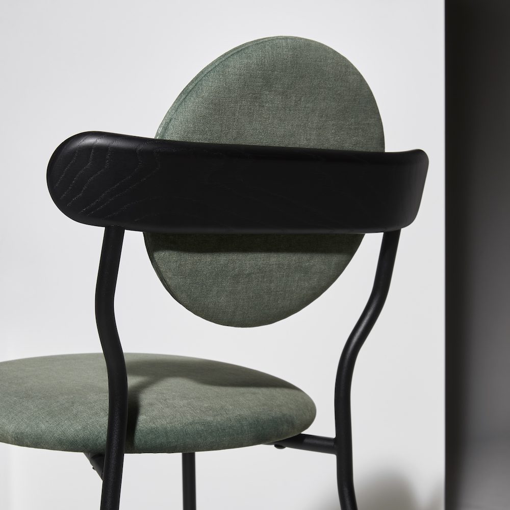 TheInvisibleCollection_LaChance_PlanetChair_8