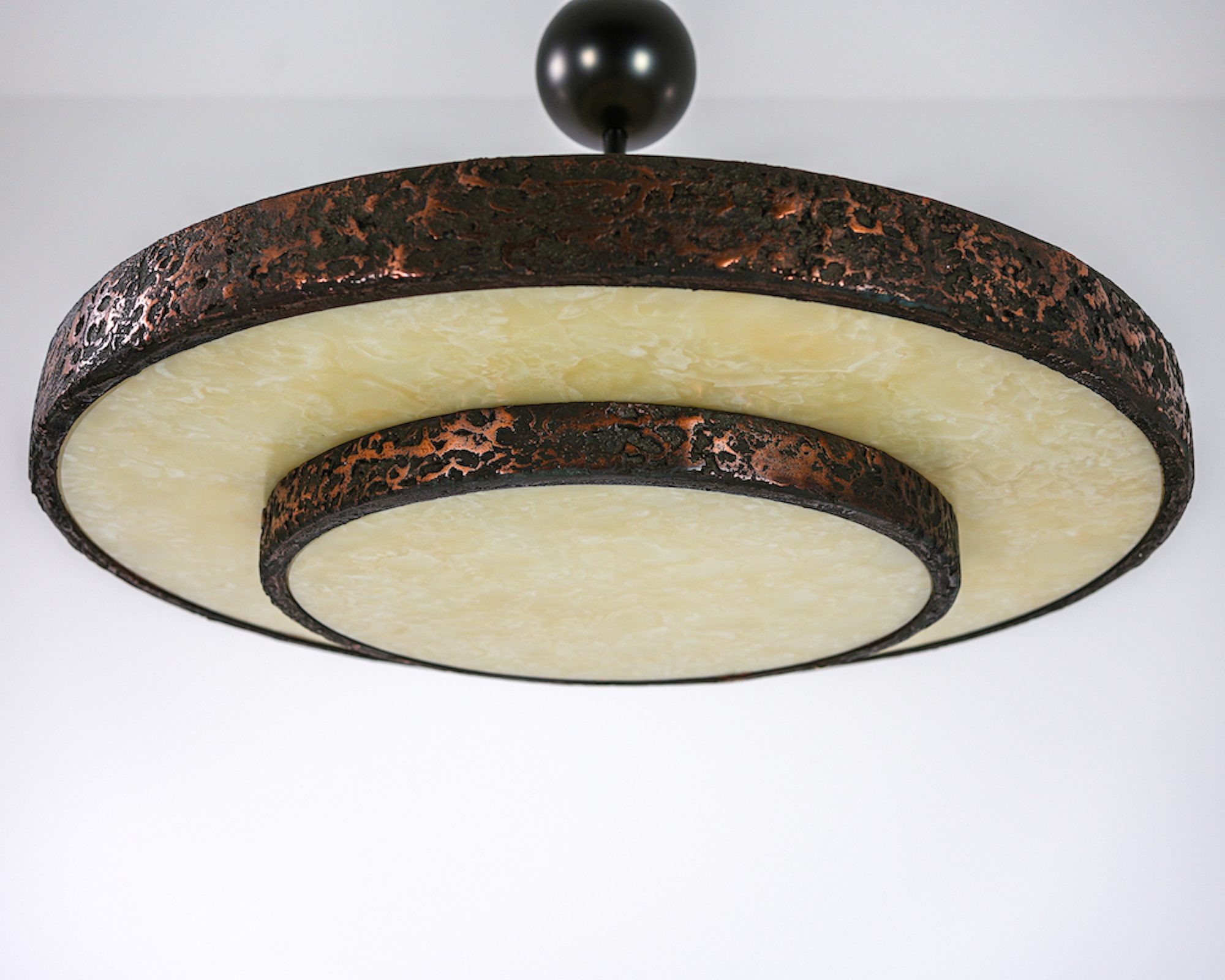 InvisibleCollection_MaisonLeleu_RitaChandelier_Finish 2_Shade 2_4