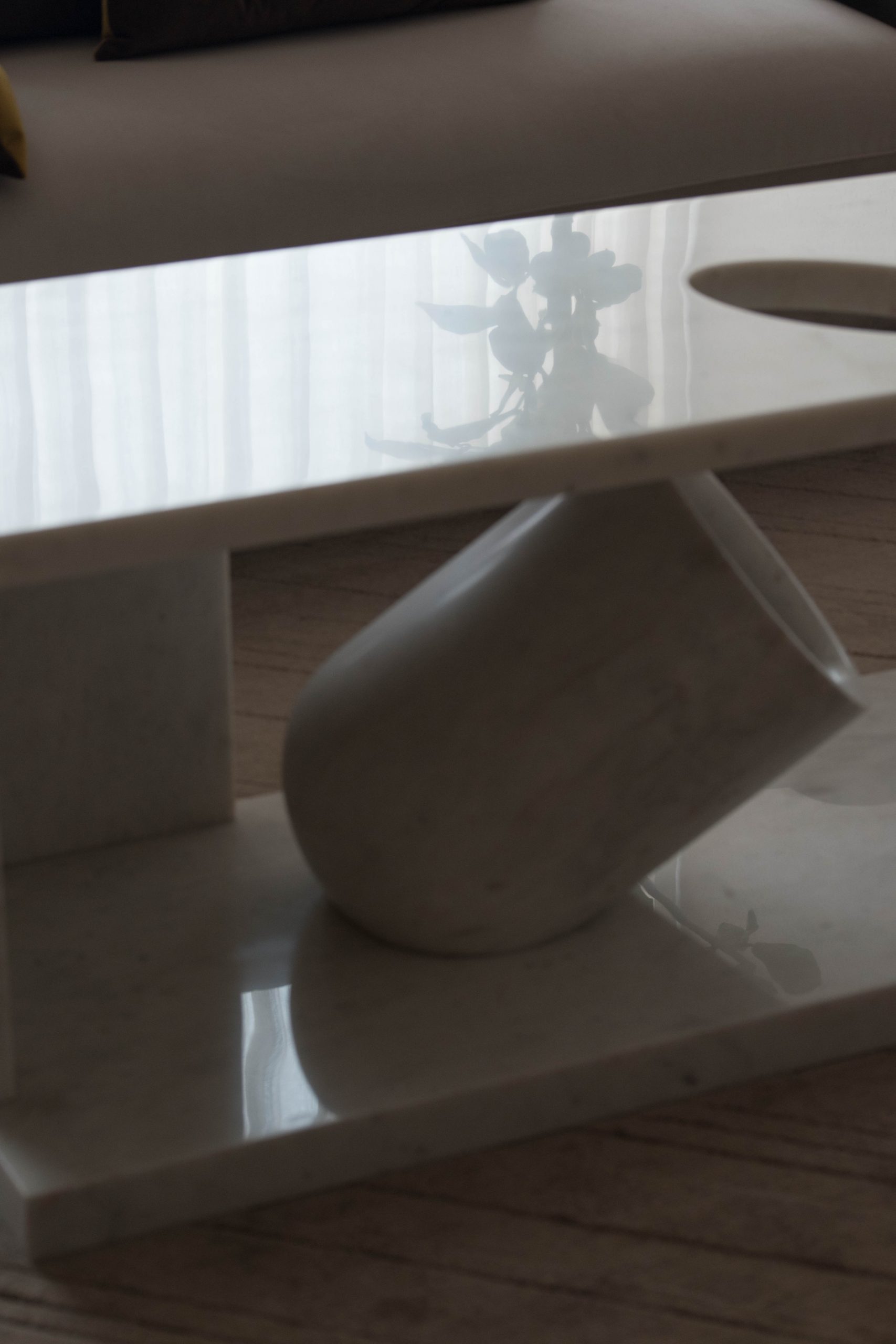 TheInvisibleCollection_AtelierAshieshShah_OculusTable_8