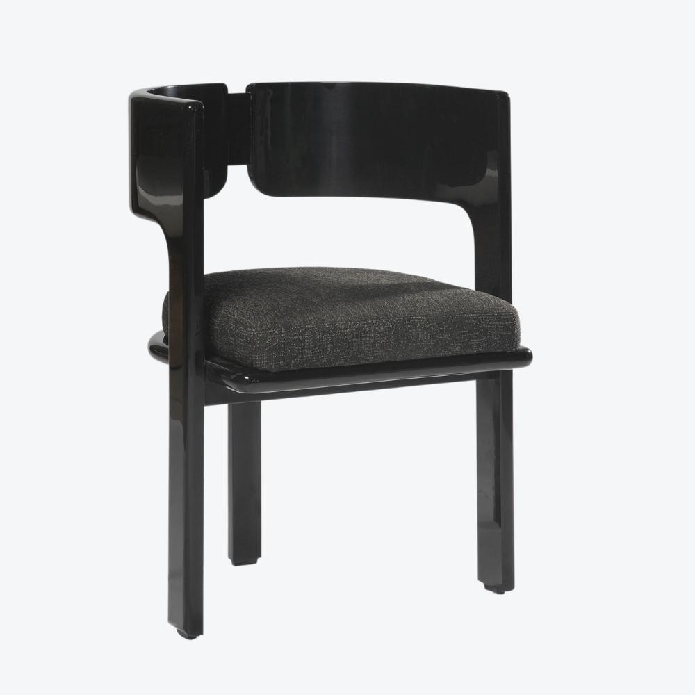 Mast Chair with Cushion Lacquer