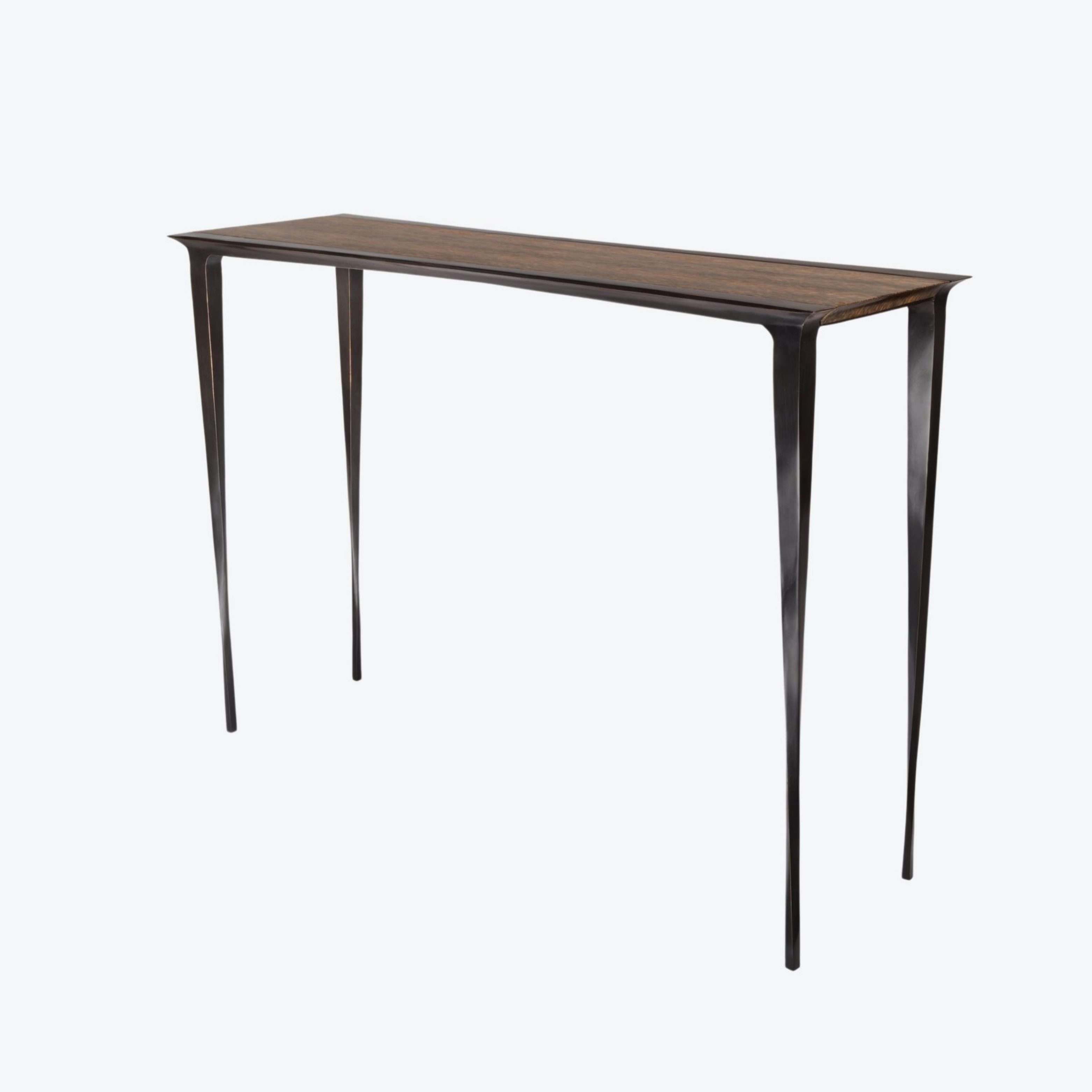 Longchamp Console