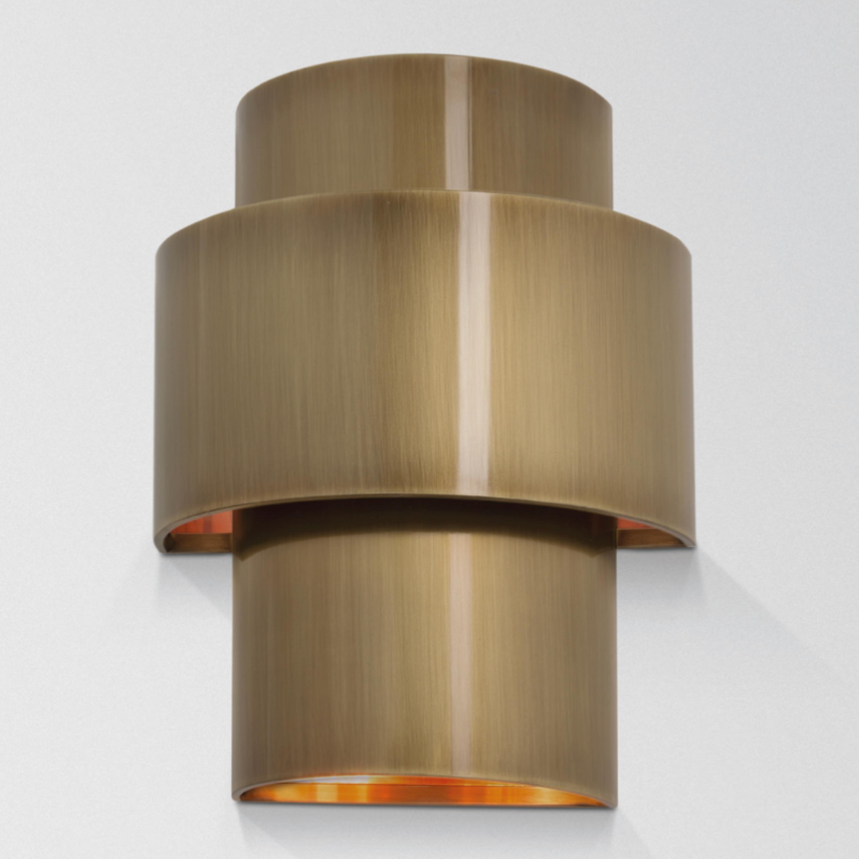 TheInvisibleCollection_Willy_Rizzo_Love_Lamp_Wall_Hover