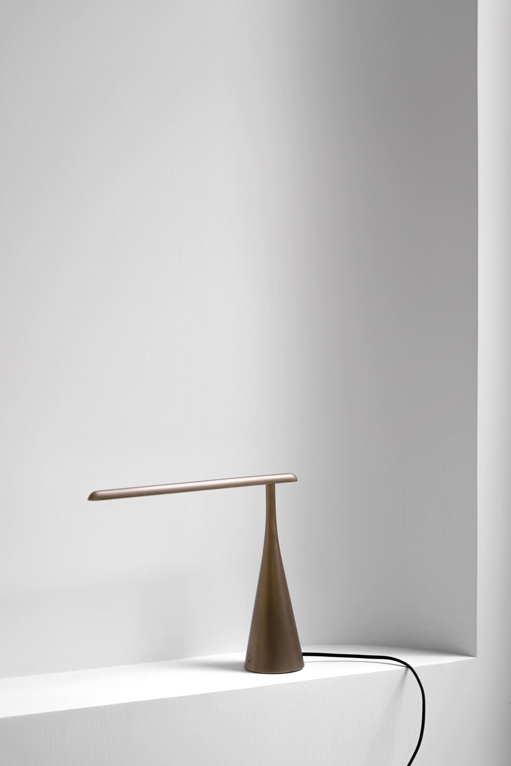 InvisibleCollection_NoéDuchaufourLawrance_BalanceLamp1_C.StudioNDL_3