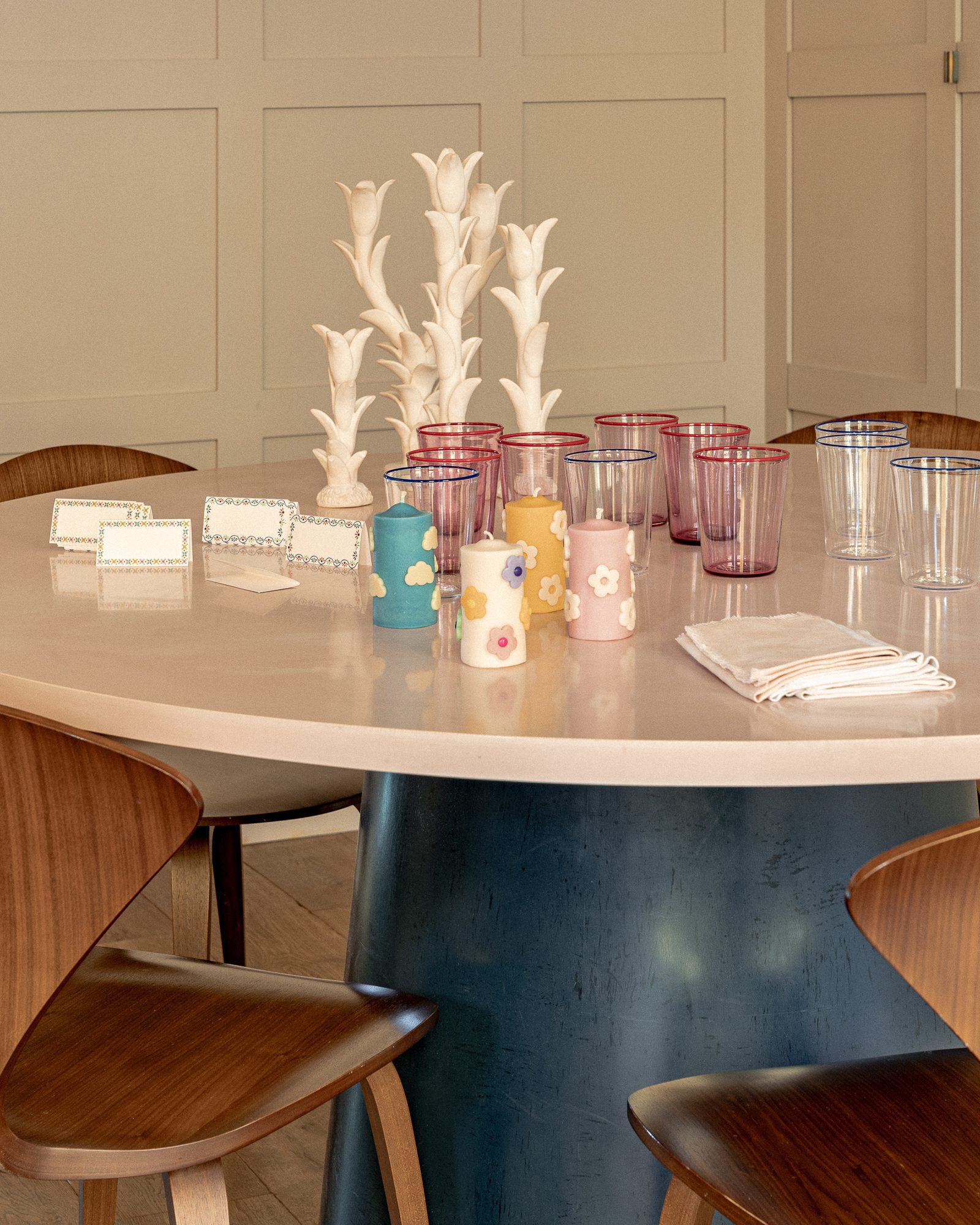 TheInvisibleCollection_Clubroom_VedCooks_Linens_insituLondon3