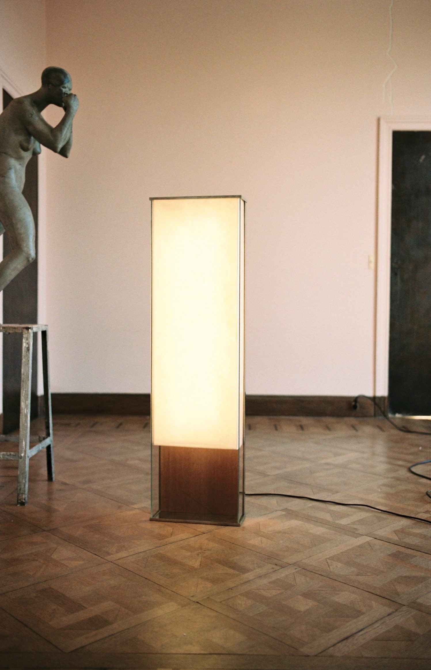 TheInvisibleCollection_Haos_2022_Floor_Lamp_3