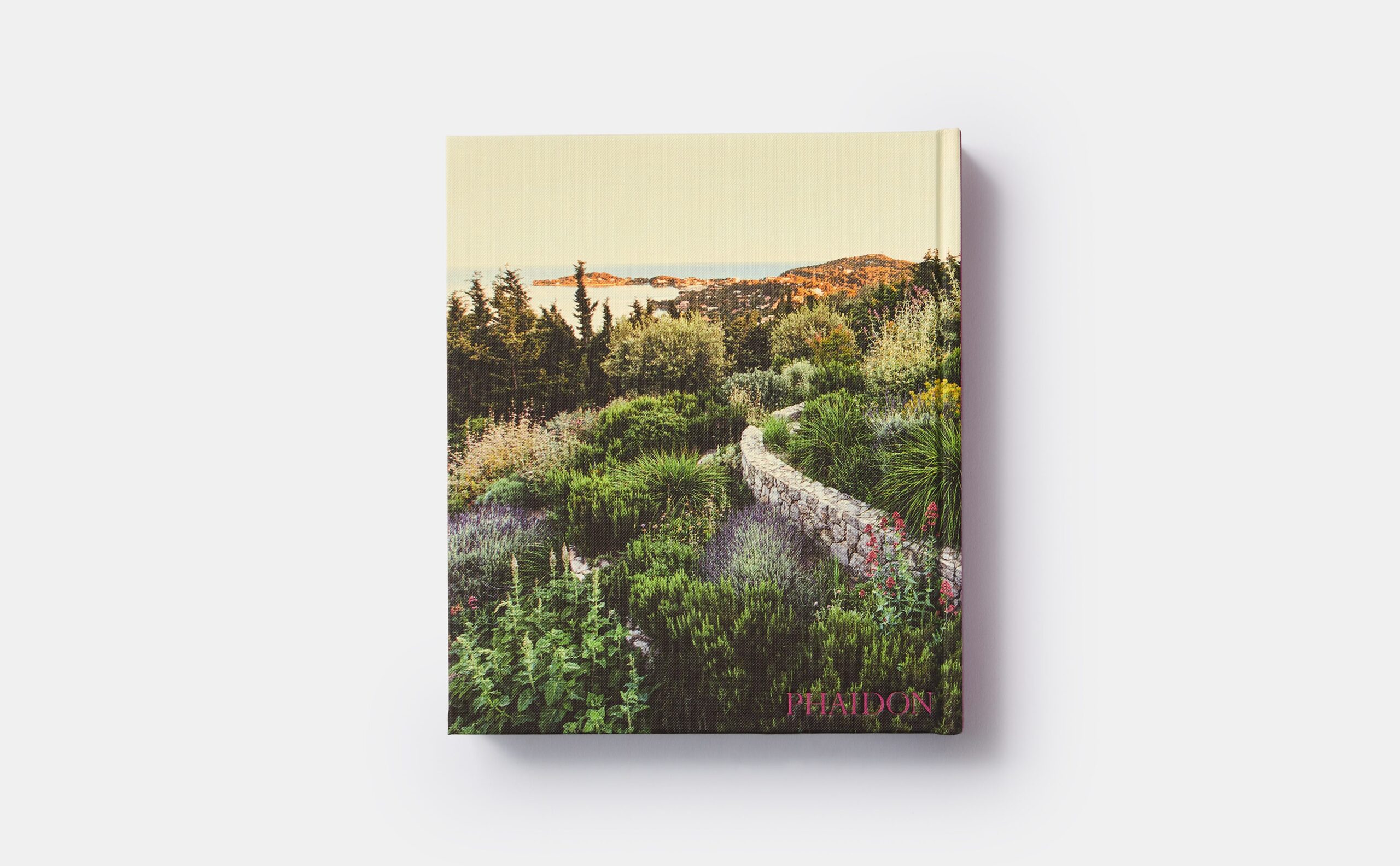 TheInvisibleCollection_Phaidon_HamptonsModern_TheGardenBook_4