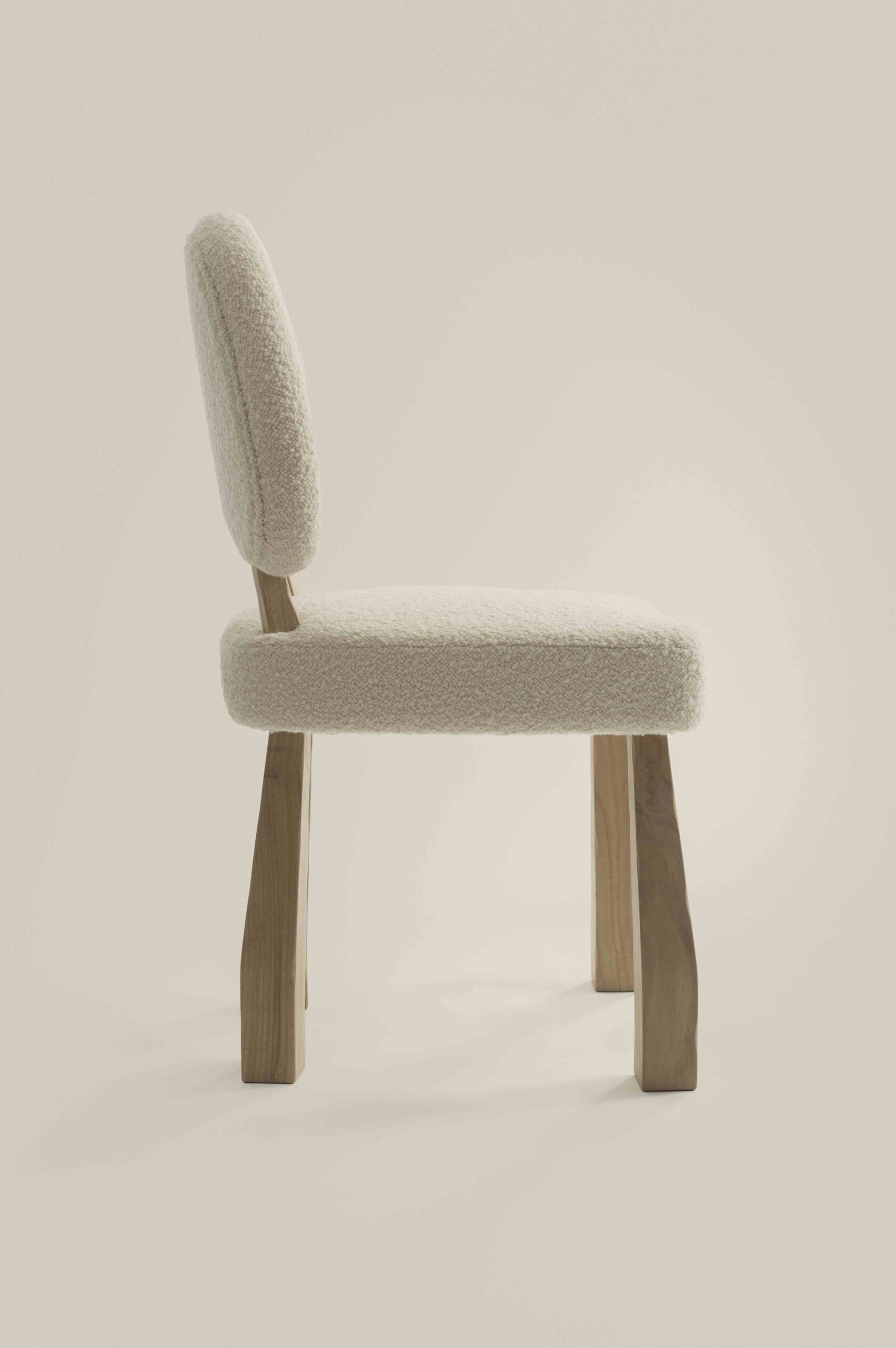 InvisibleCollection_GarceDimofski_FredChairNatural_4