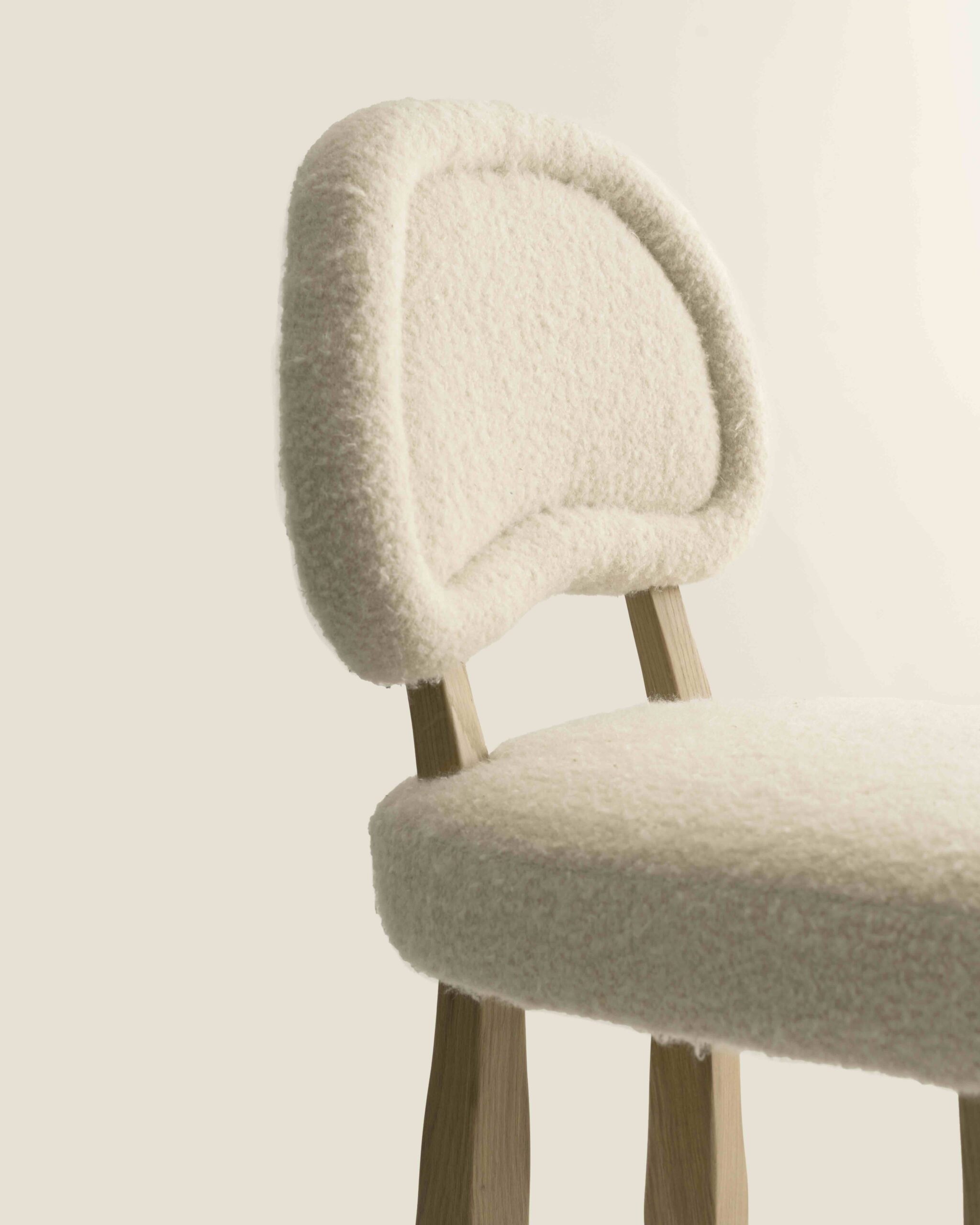 InvisibleCollection_GarceDimofski_FredChairNatural_8