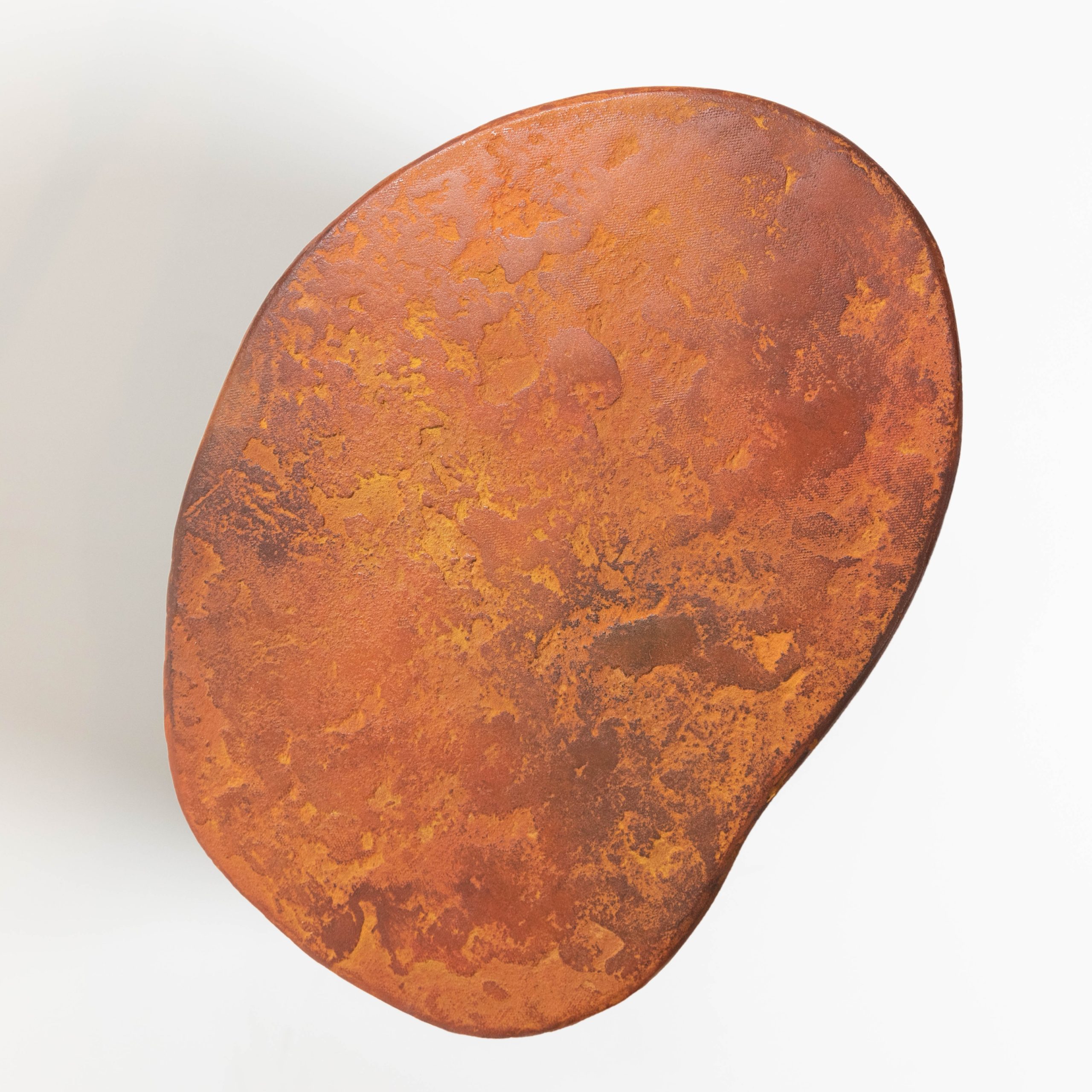 InvisibleCollection_PierreBonnefille_StoneStool_CupriteBrulée_Rouille_Hover