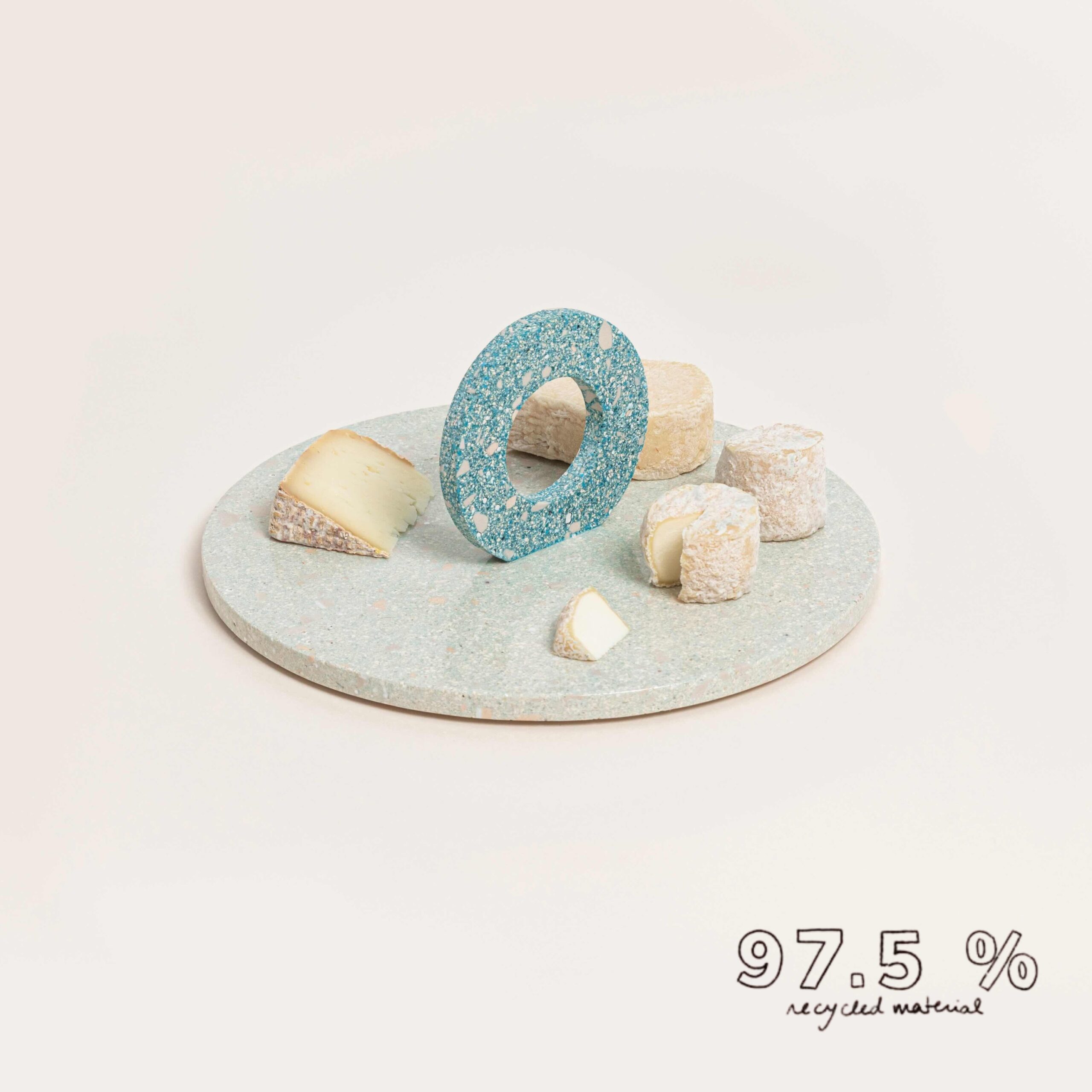 InvisibleCollection_Noma_Otto97.5_CheesePlatter_Hover