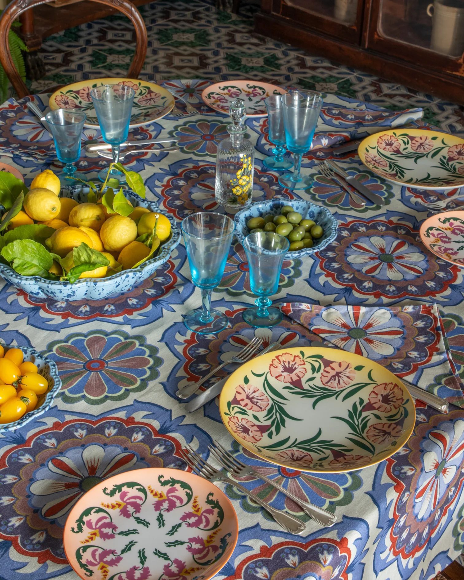 TheInvisibleCollection_Clubroom_CasaCabana_OlgaGinoriDessertPlates_1