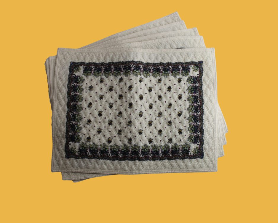 Set of 6 White Bouquet Placemats