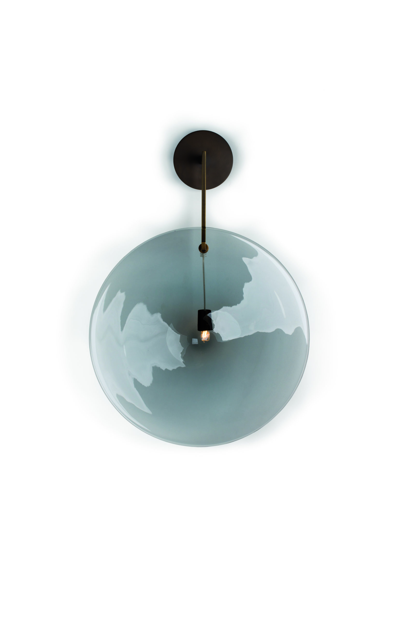 InvisibleCollection_Veronese_OrbeWallLamp_2