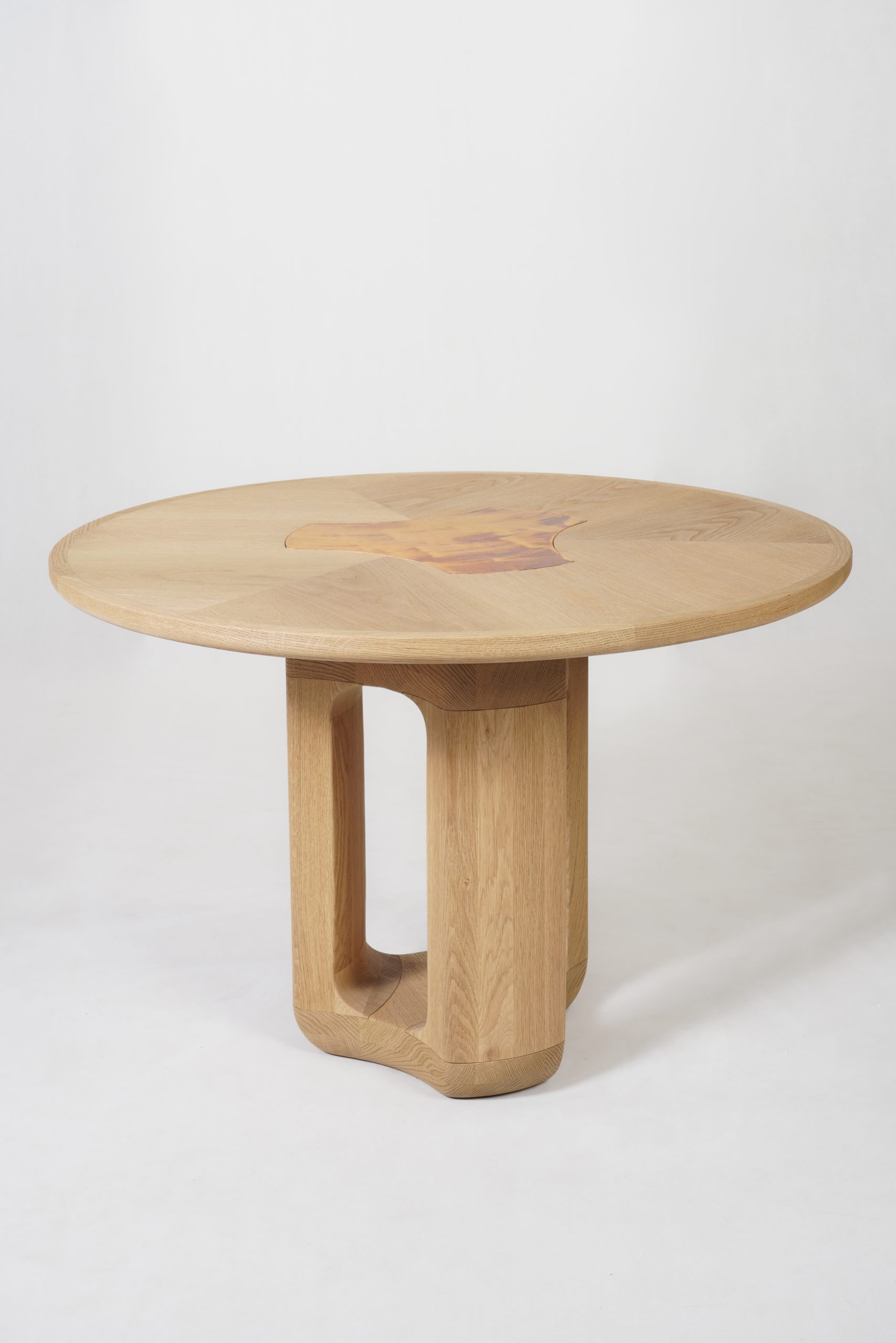 InvisibleCollection_AtelierPendhapa_DeepahCircularTableRaku_3