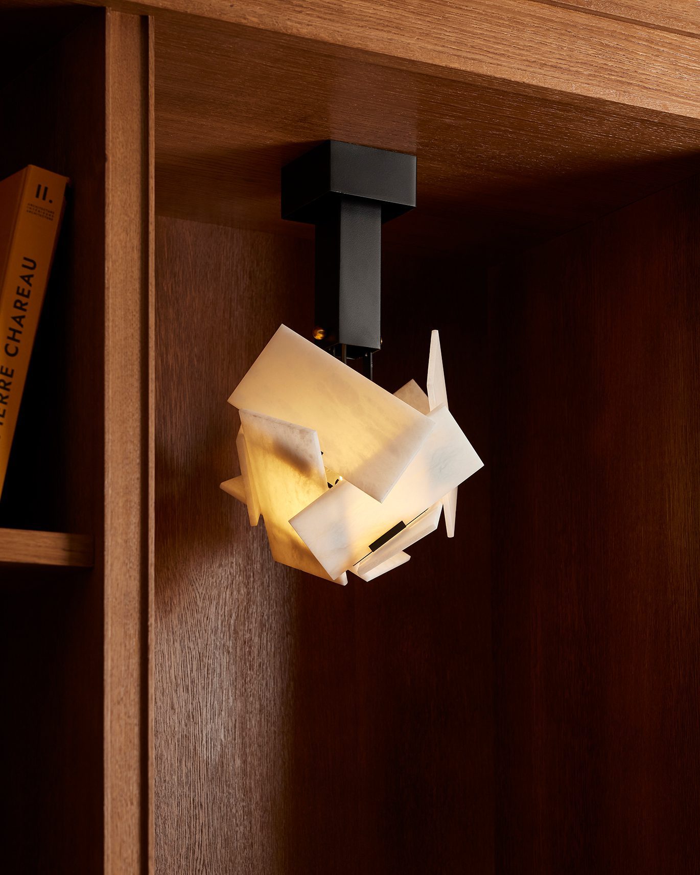 InvisibleCollection_GalerieMCDE_Boule Ceiling Lamp_SUS101A_12