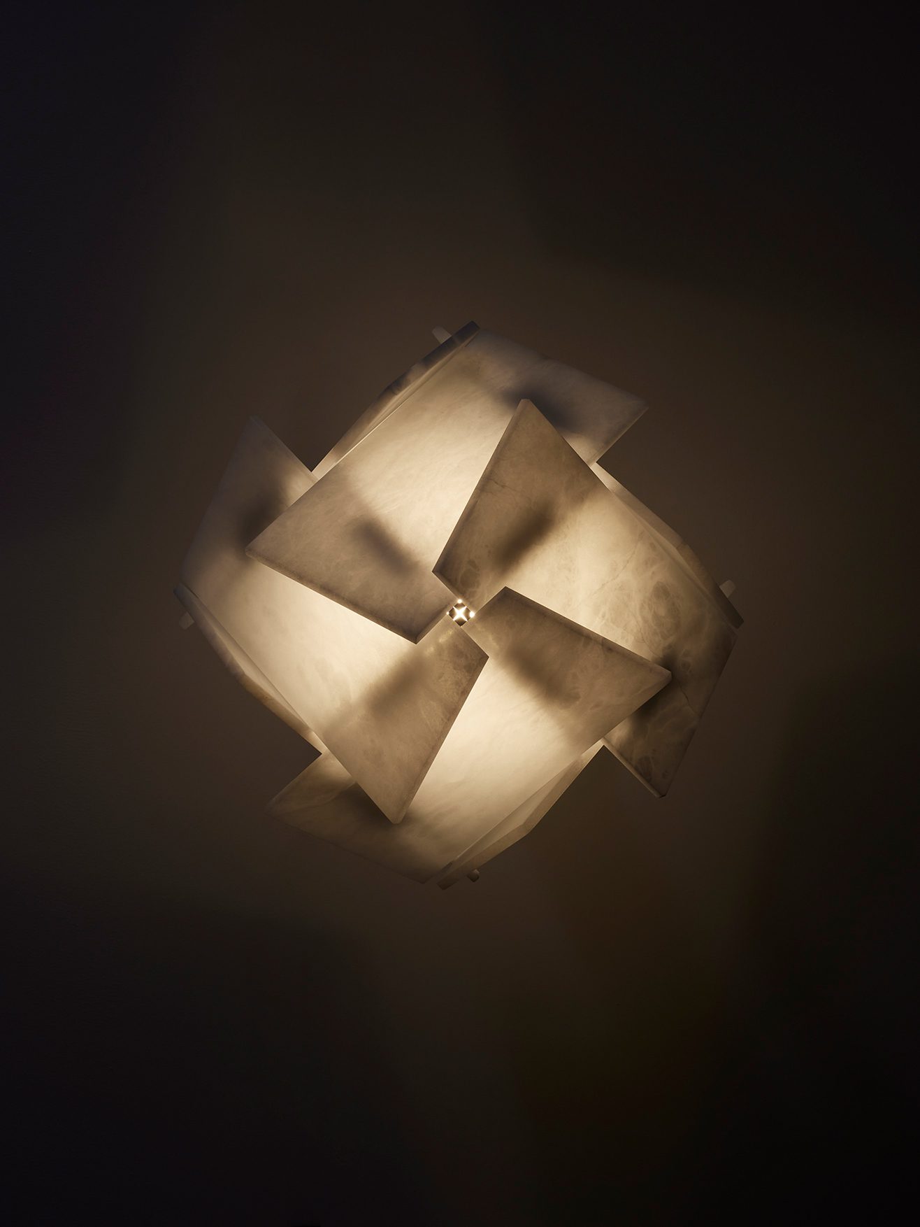 InvisibleCollection_GalerieMCDE_Boule Ceiling Lamp_SUS101B_6