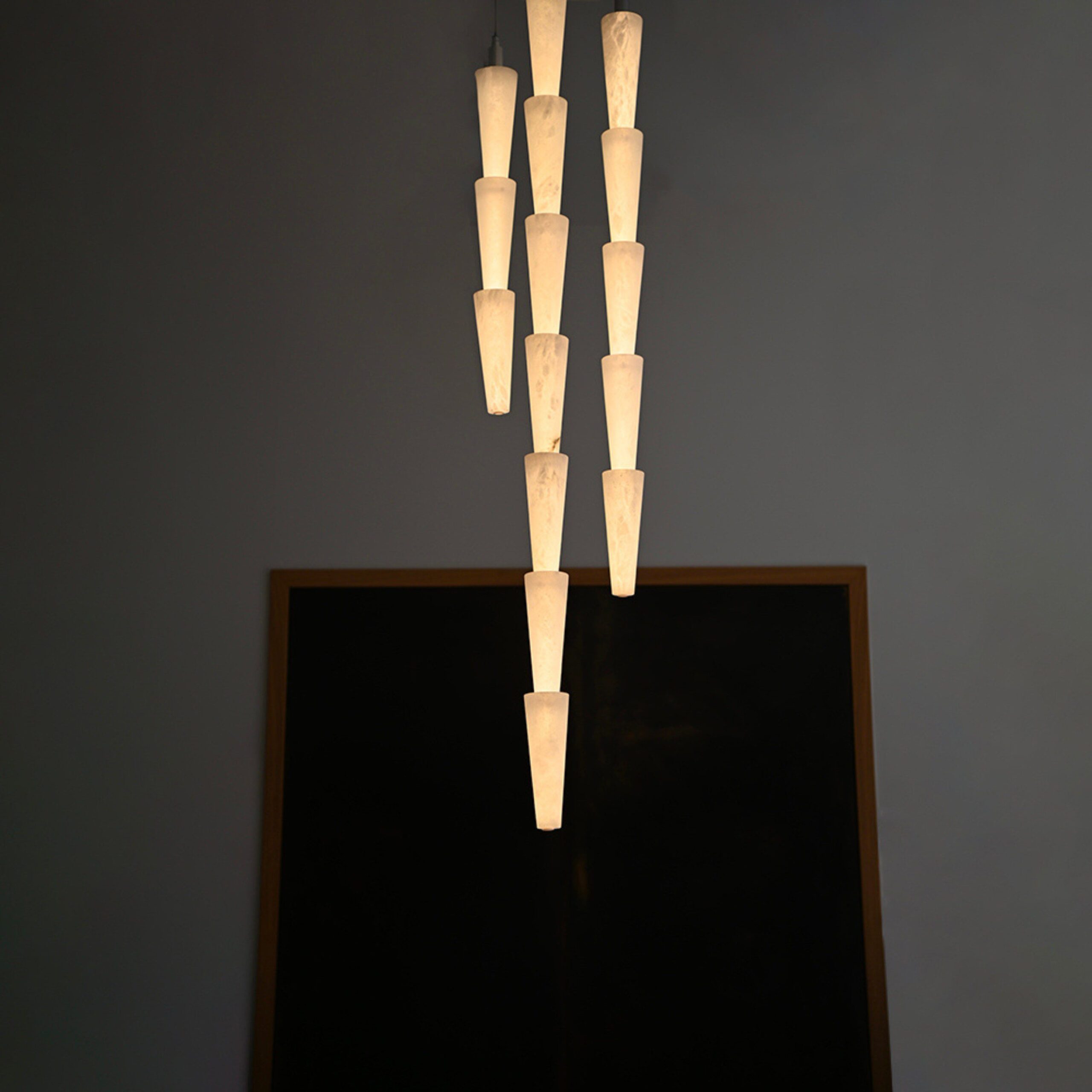 InvisibleCollection_FranckGenser_CascadeCeilingLamp_Hover