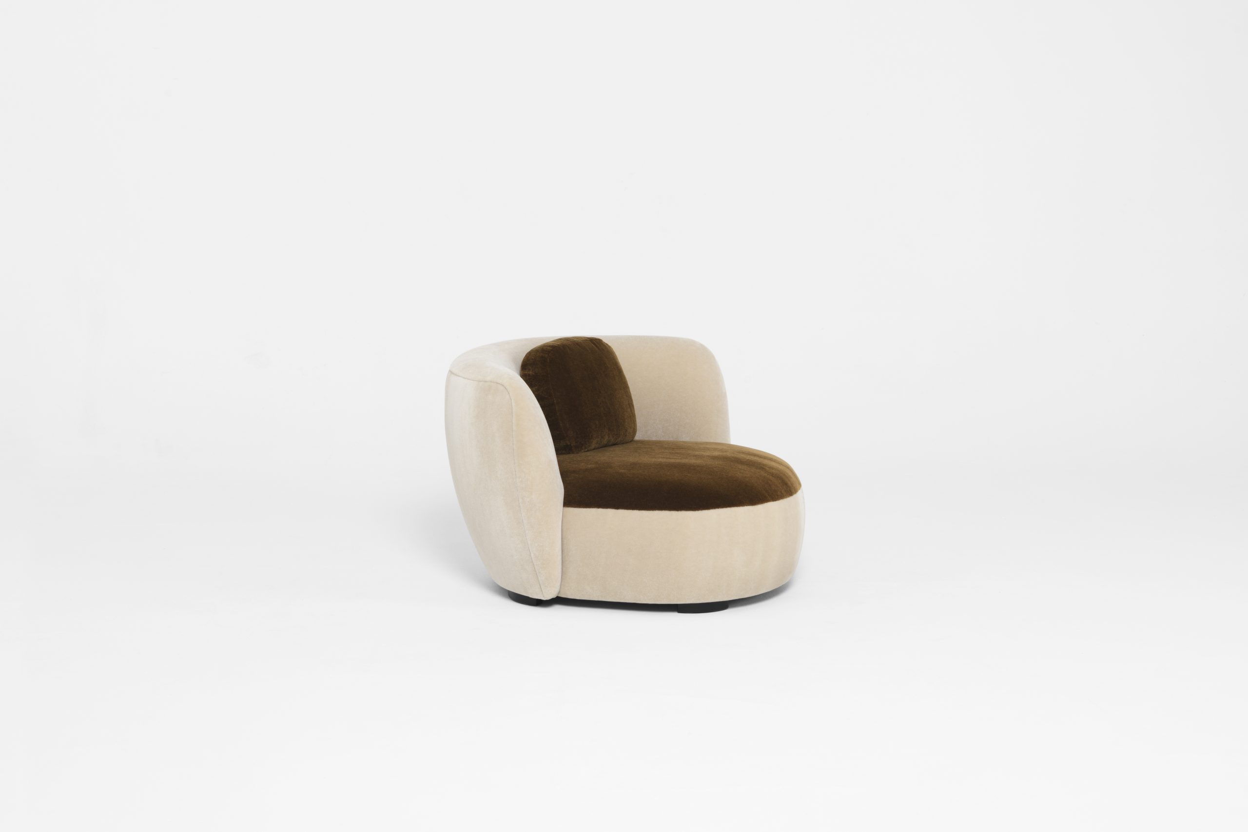 InvisibleCollection_PierreAugustinRose_MeridienneArmchair_3