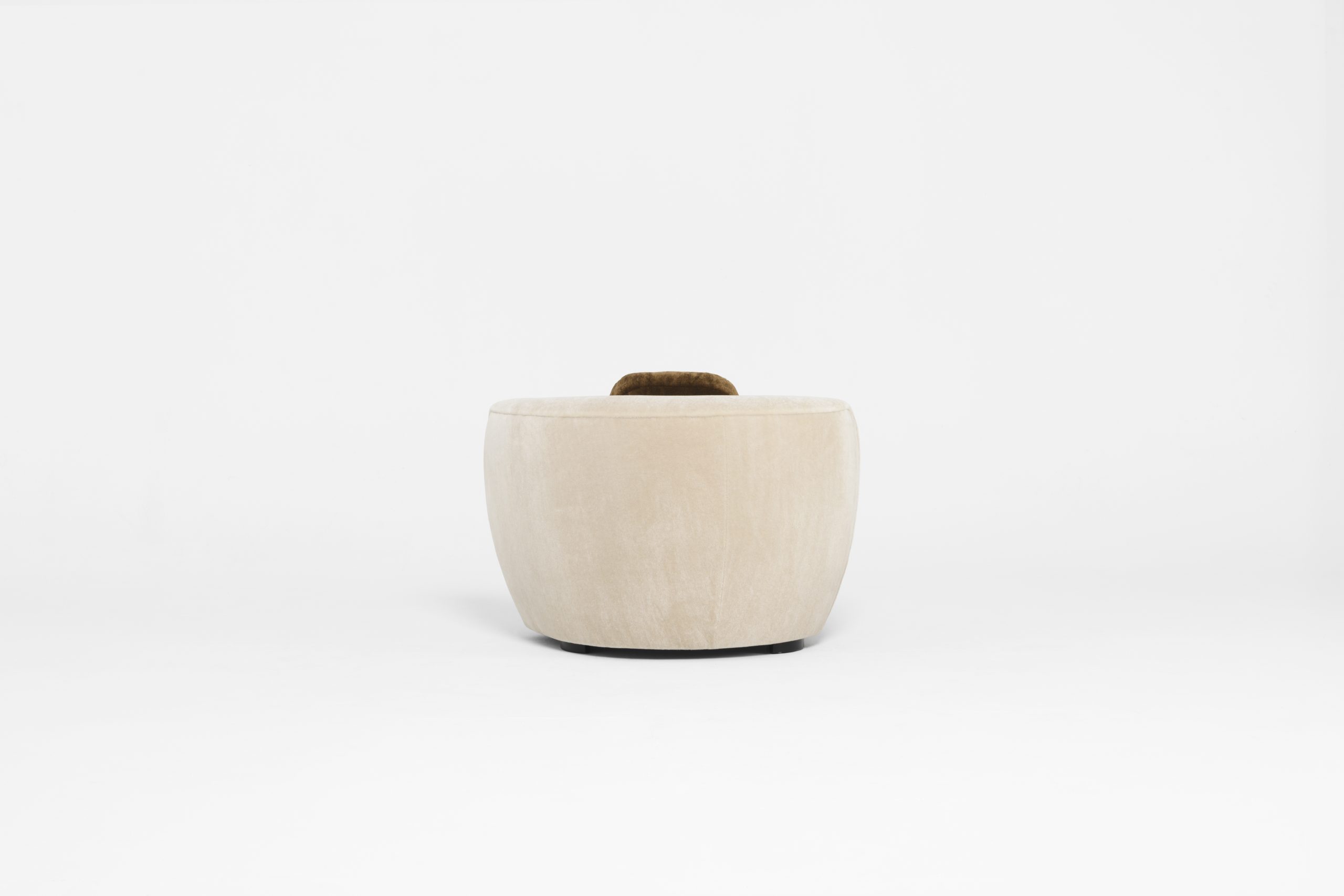 InvisibleCollection_PierreAugustinRose_MeridienneArmchair_5