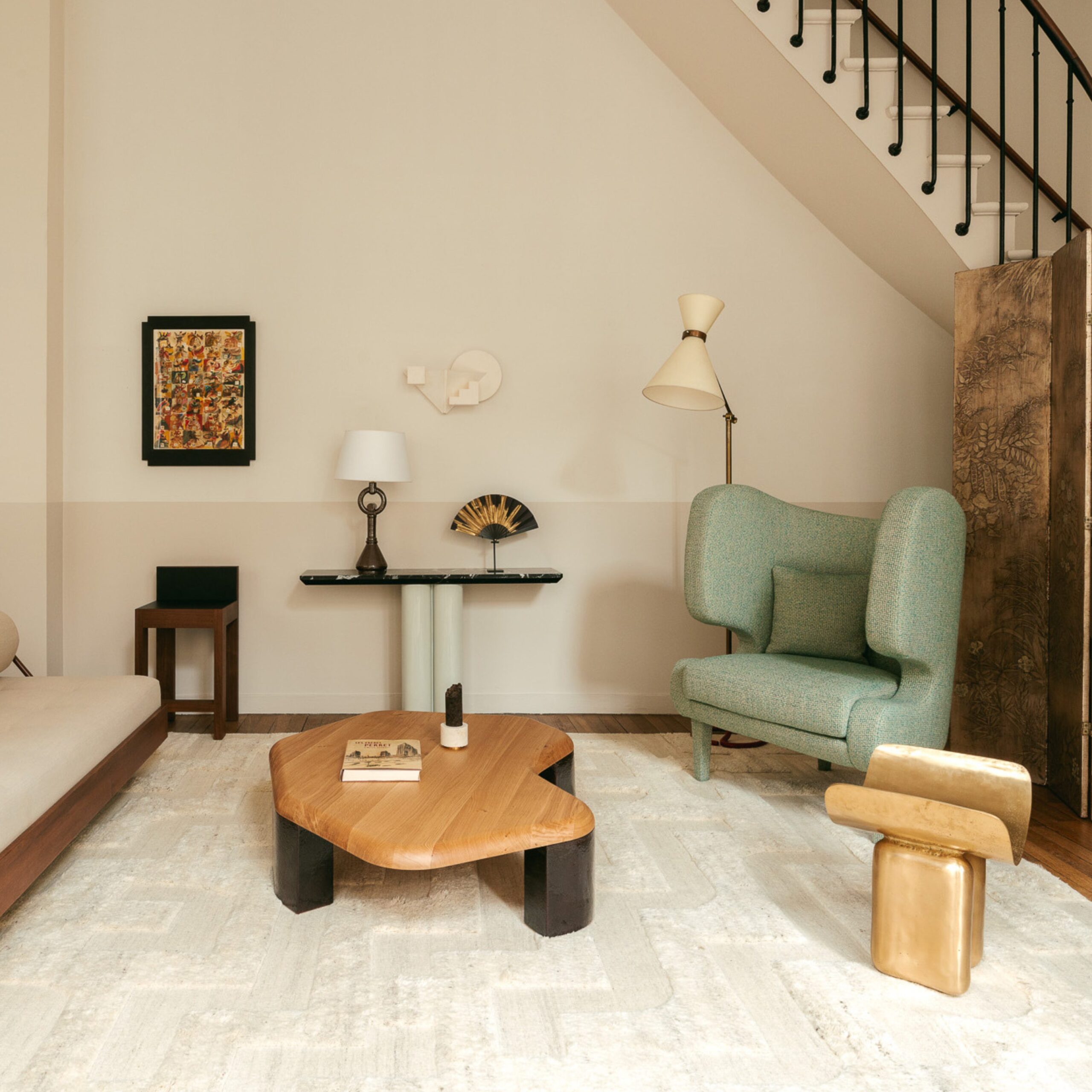 InvisibleCollection_JacquesDoucet_GrayCoffeeTable_Hover